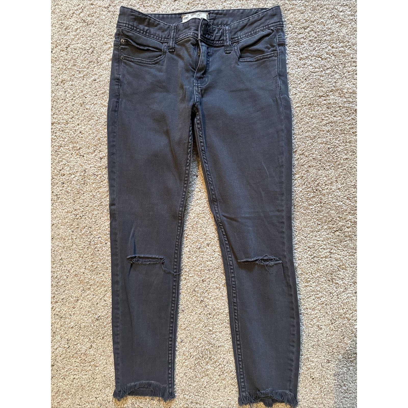 Free People Free People Distressed Cropped Ankle Skinny Jeans Gray, 27 Size 27" / US 4 / IT 40 - 1 Thumbnail