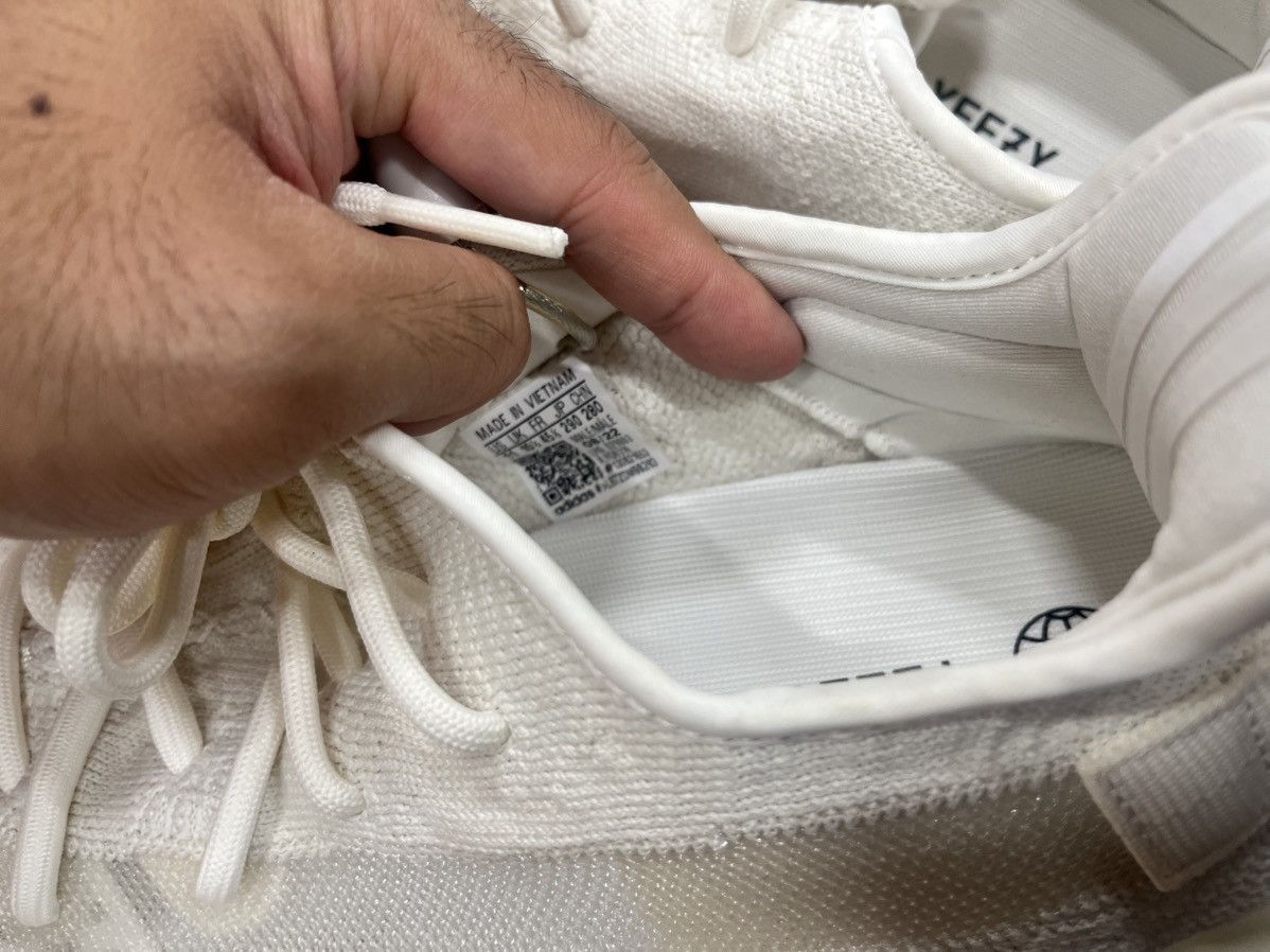 Yeezy Yeezy Boost 350 V2 Size US 11 / EU 44 - 5 Thumbnail