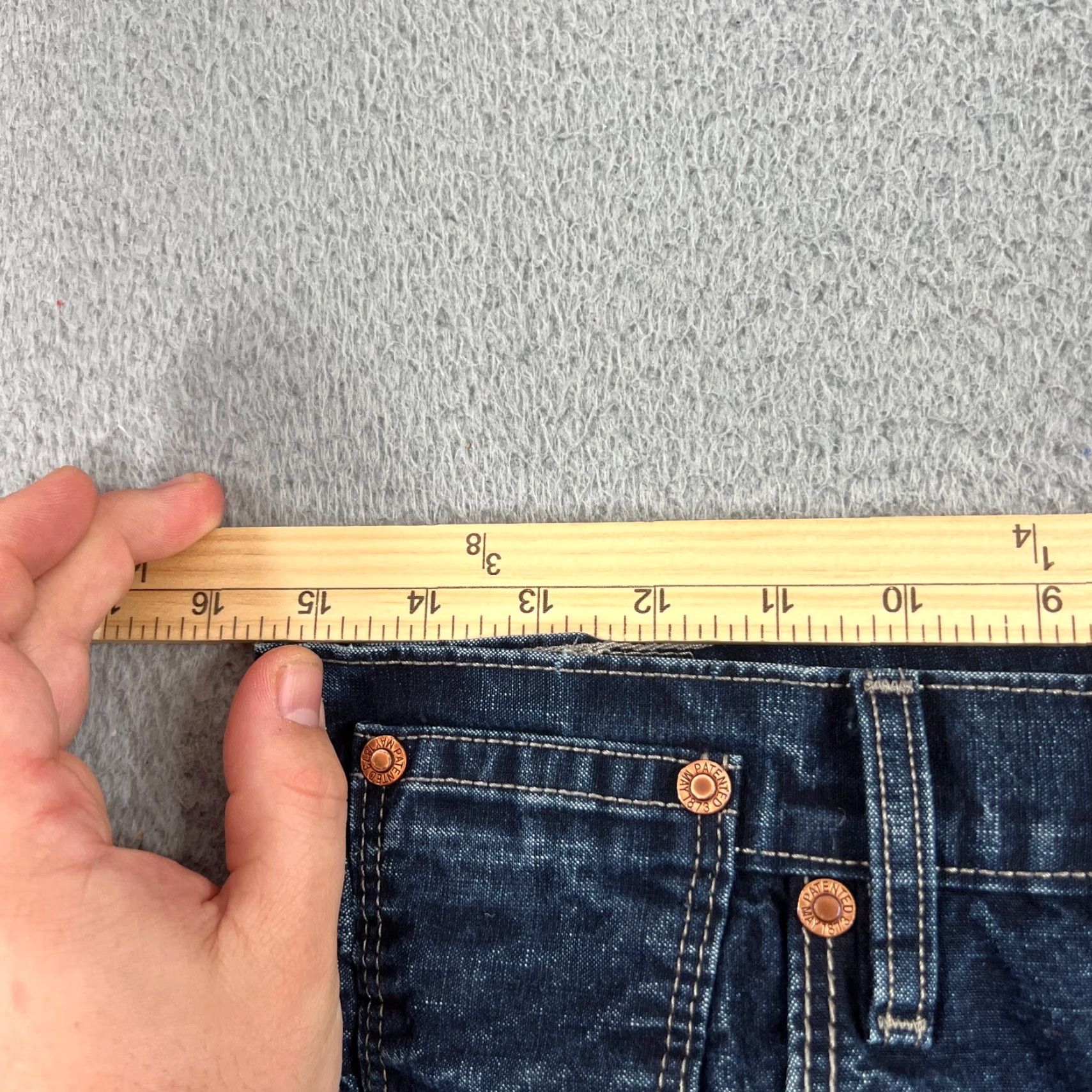 Levi's VINTAGE Levi's 522 Jeans Mens 30X32 Dark Wash Slim Tappered Jeans Size US 30 / EU 46 - 5 Thumbnail