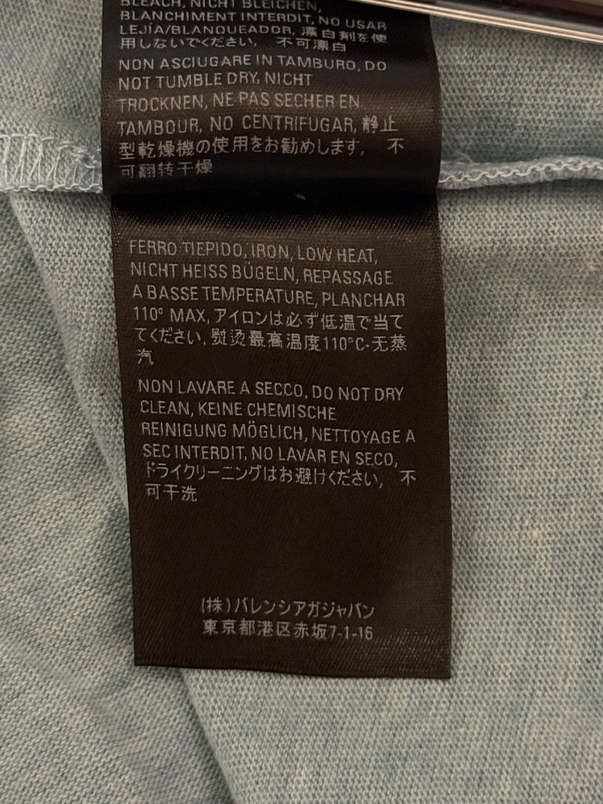 Balenciaga Balenciaga sky blue t shirt Size US XXS / EU 40 - 9 Thumbnail