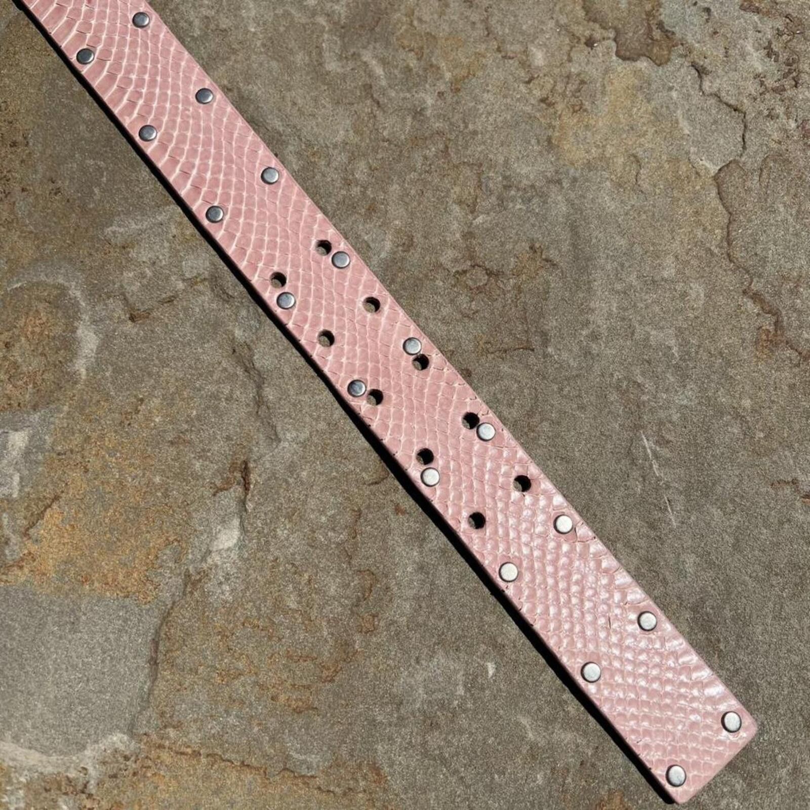 Other Y2K Neo-Vintage Pink Snake Riveted Leather Double Prong Belt Size ONE SIZE - 4 Thumbnail