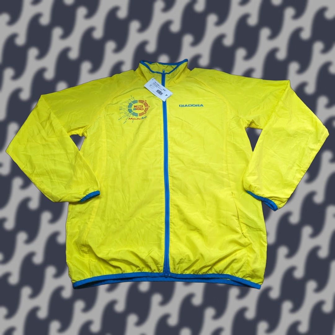 Diadora DIADORA Windstopper Mens Jacket Size Medium Lightweight Full Zip Sport Yellow Jacket Mens Windbreaker Athletic Shirt? Size US M / EU 48-50 / 2 - 1 Thumbnail