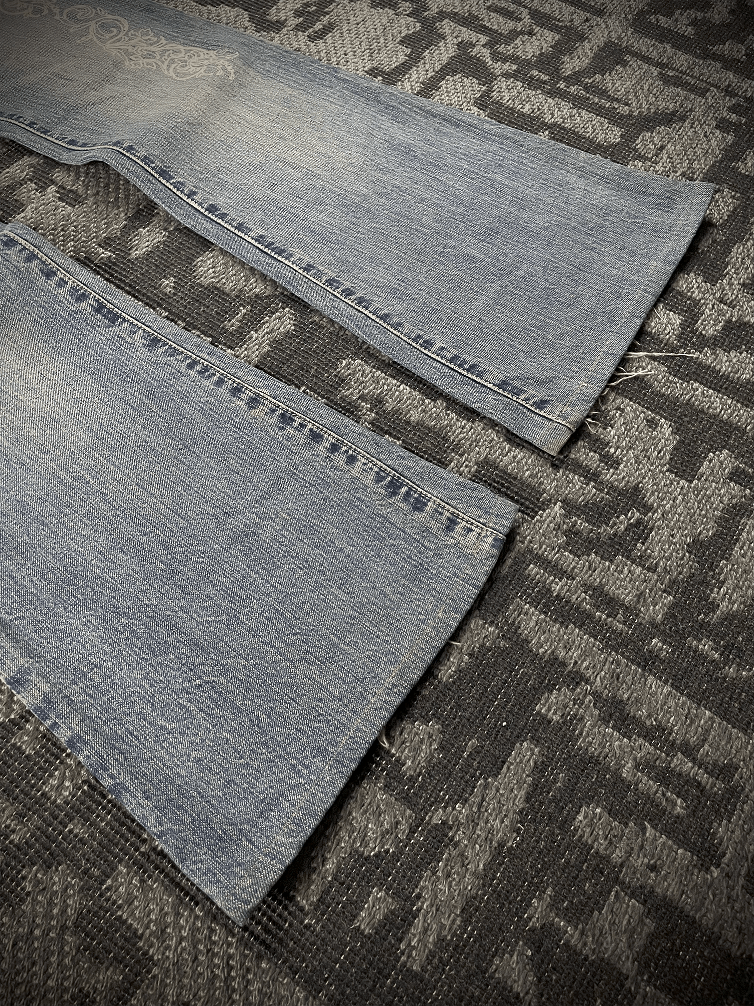 Tornado Mart Tornado Mart Tribal Flared Denim Size US 31 - 5 Thumbnail
