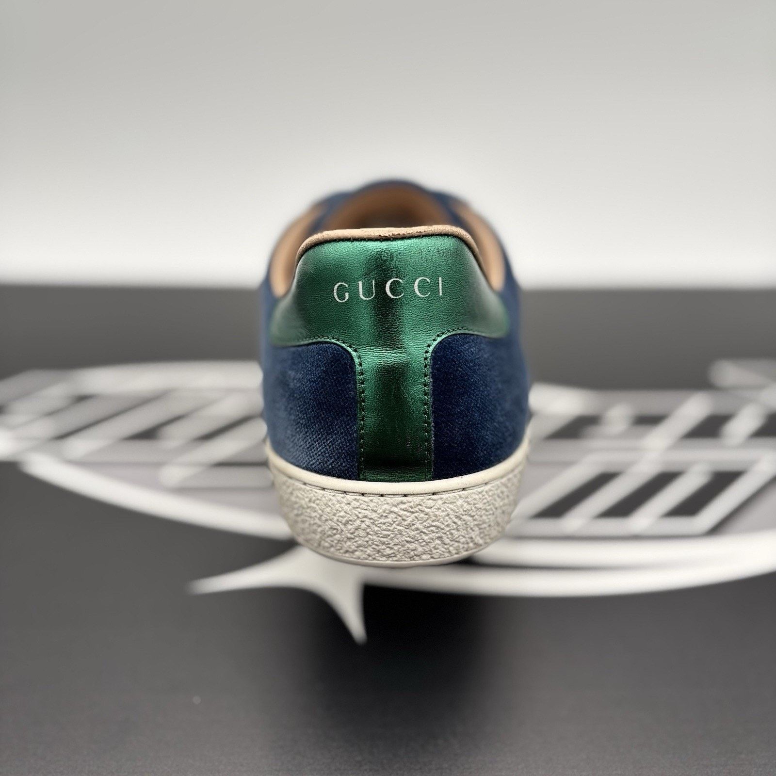 Gucci Gucci Ace ‘ Velvet Blue ‘ | GOOD CONDITION! Size US 9.5 / EU 42-43 - 3 Thumbnail