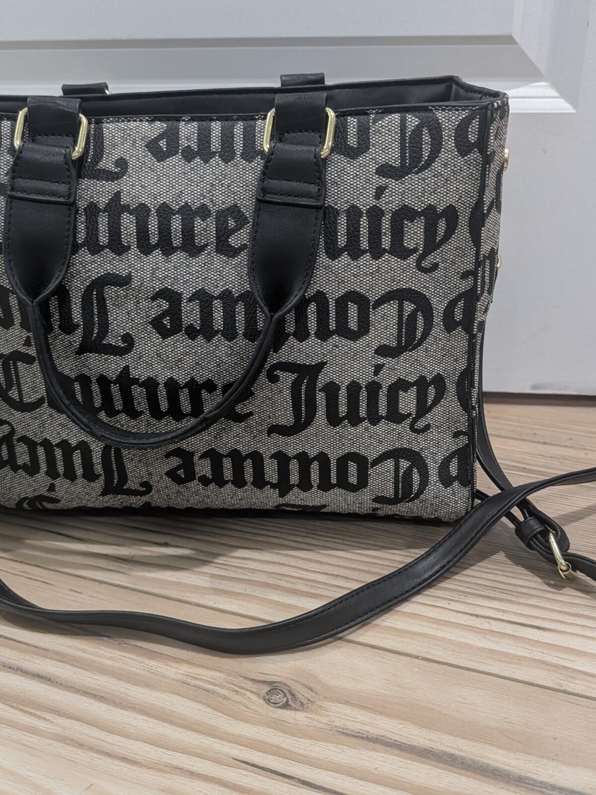 Juicy Couture Jeans Juicy Couture Black Logo Jacquard Satchel Size ONE SIZE - 5 Thumbnail