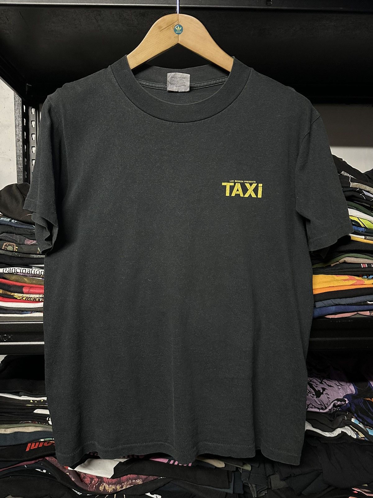 Vintage Vintage 90s Movie Taxi Luv Besson Faded Tee Size US M / EU 48-50 / 2 - 5 Thumbnail