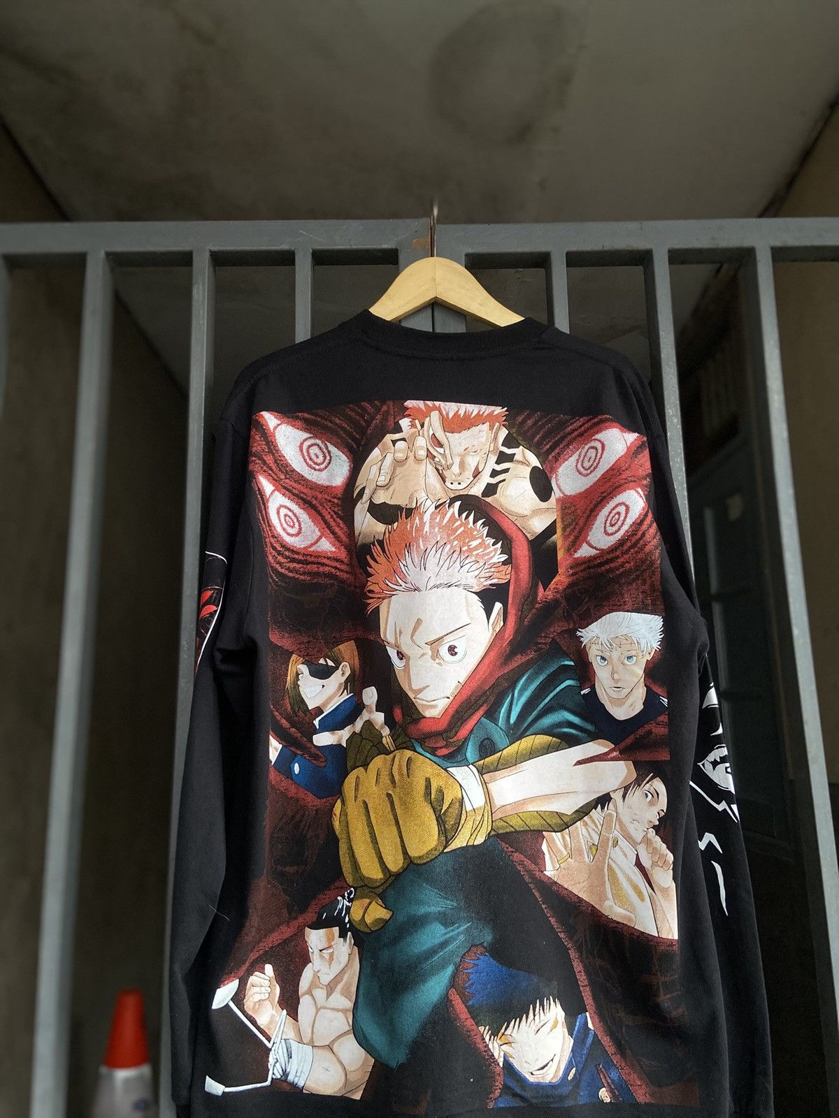 Japanese Brand × Vintage Bootleg Jujutsu Kaisen Sukuna VS Itadori Yuji Size US XL / EU 56 / 4 - 7 Thumbnail