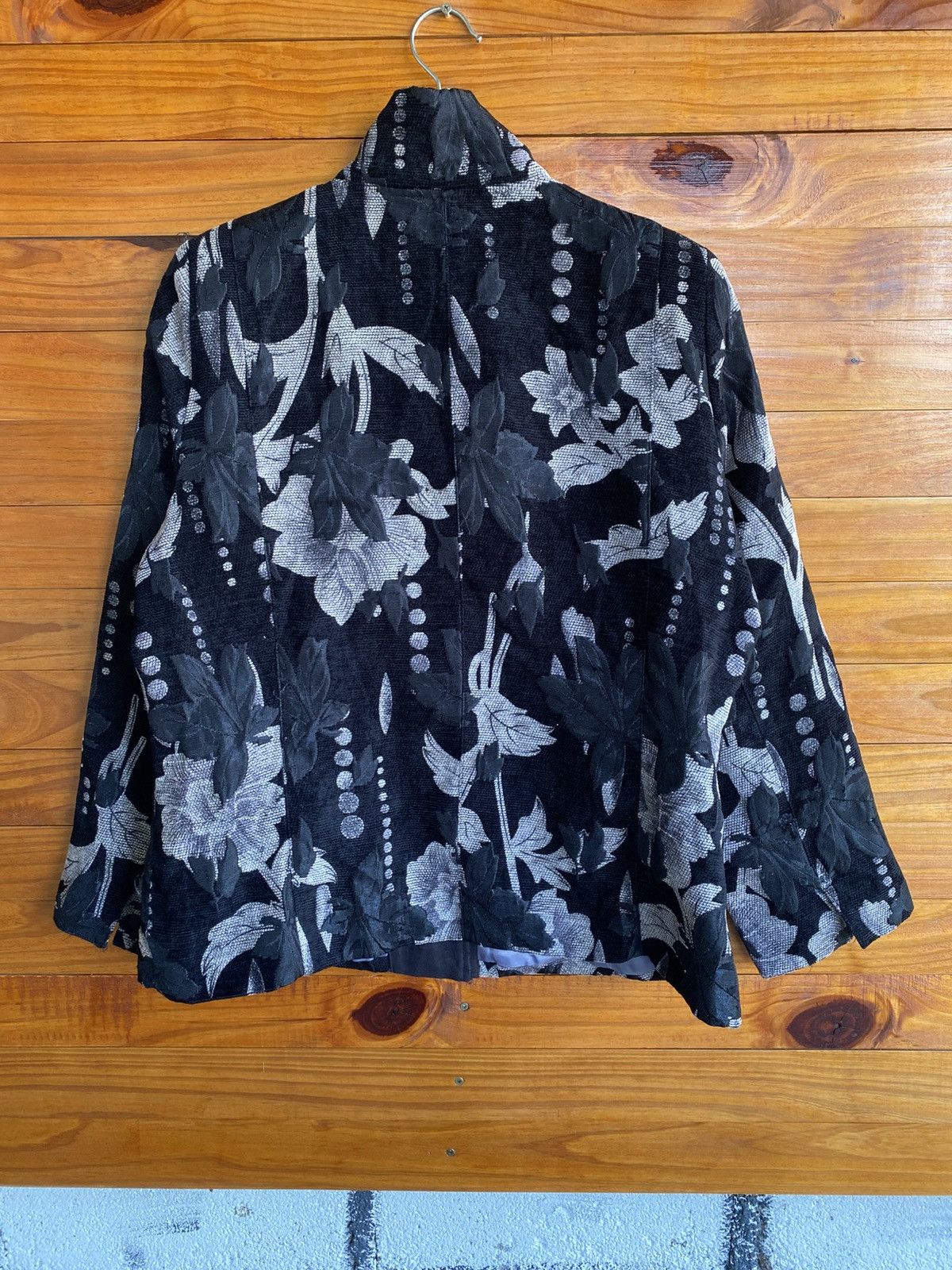 Japanese Brand Yoshiyuki Yama Women’s Black & Silver Floral Jacket Japan Size L / US 10 / IT 46 - 9 Thumbnail