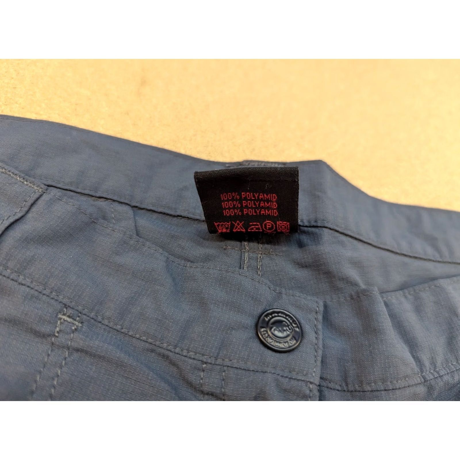 Mammut MAMMUT Womens Hiking 7/8 Pants Size 42 Gray Trekking Pockets Outdoor Ladies Pants Women Gray 42 Pockets Hiking 7/8 Khakis Mens? Size 28" / US 6 / IT 42 - 3 Thumbnail