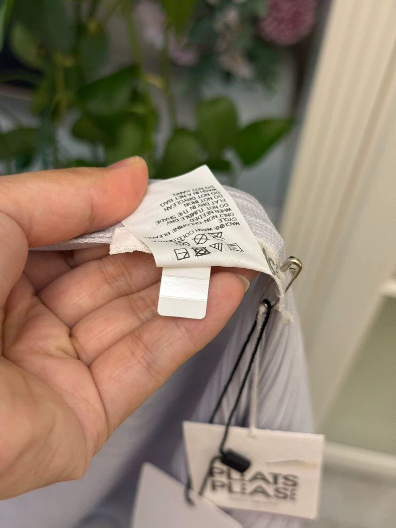 Issey Miyake Issey Miyake size:2 Grey pleated cardigan Size XS / US 0-2 / IT 36-38 - 4 Thumbnail