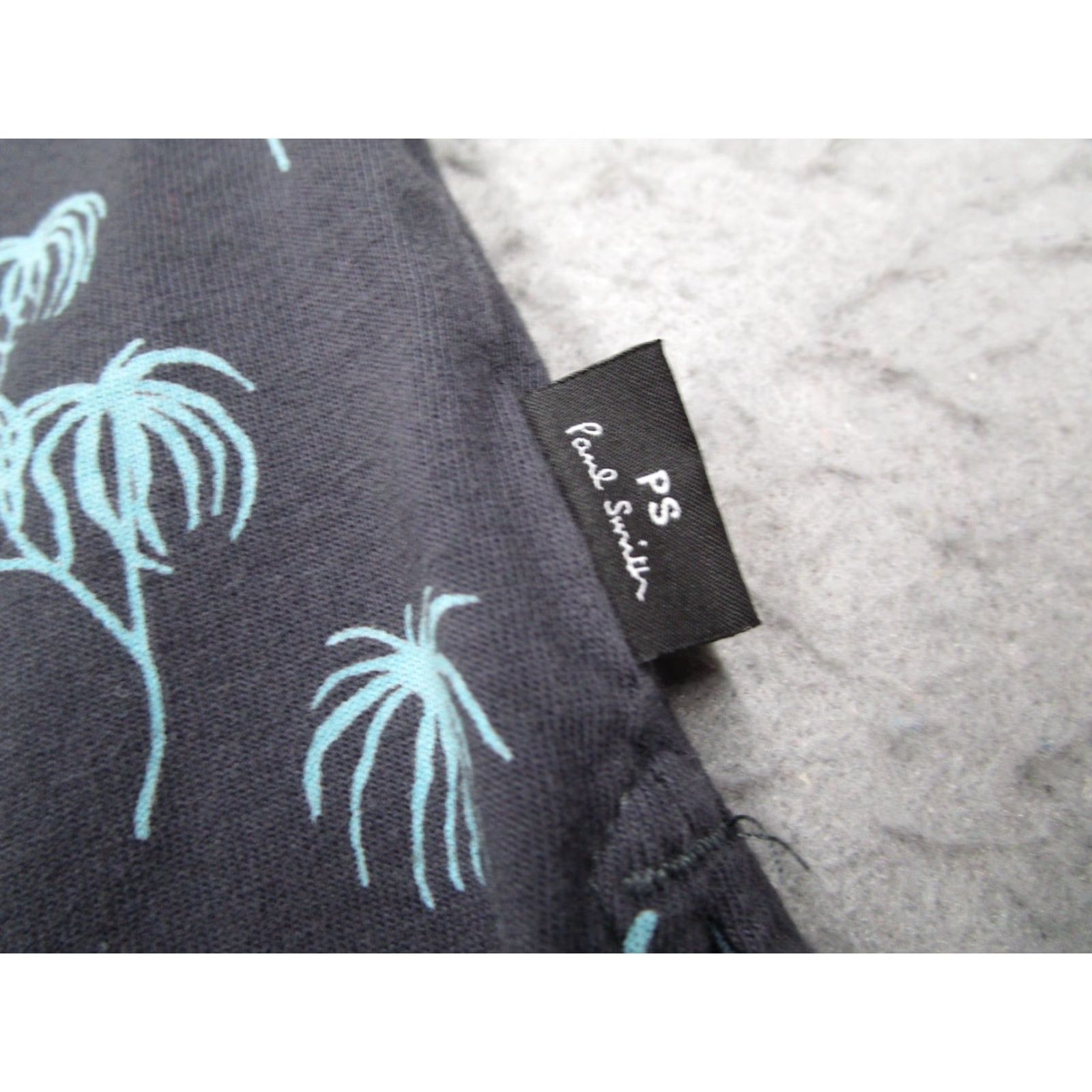 Paul Smith Paul Smith Shirt Mens Small Blue AOP Palms Crew Neck Short Sleeve T-Shirt Beach California City Retro Size US S / EU 44-46 / 1 - 4 Thumbnail