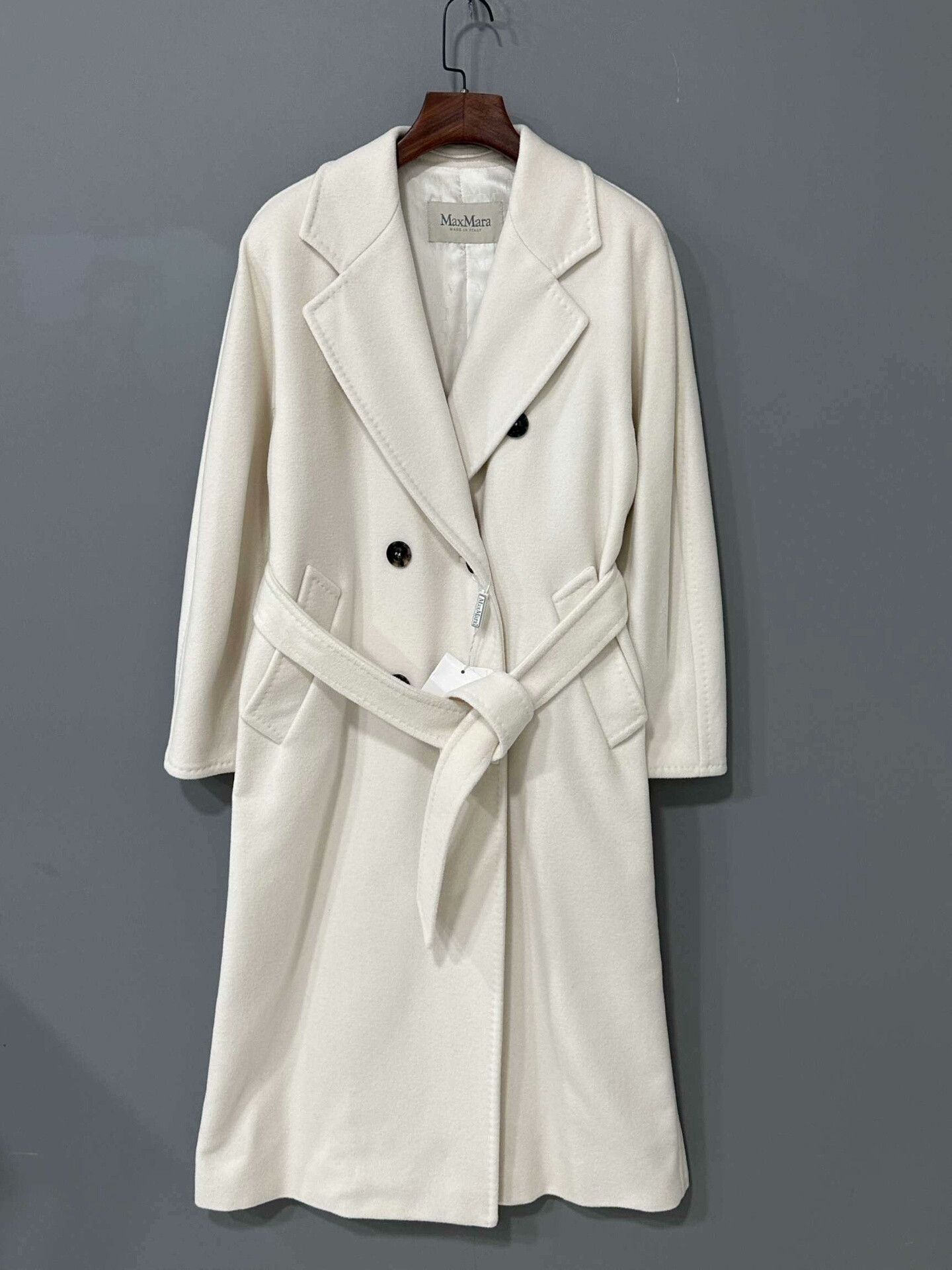 Max Mara maxmara white coat with double-breasted design Size US S / EU 44-46 / 1 - 1 Thumbnail