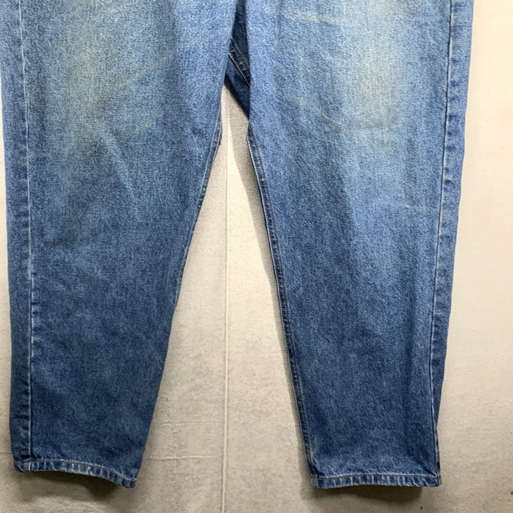 Carhartt VINTAGE Carhartt Jeans B17 Relaxed Tapered Fit Denim 40W 28L Blue Mens Size US 40 / EU 56 - 4 Thumbnail