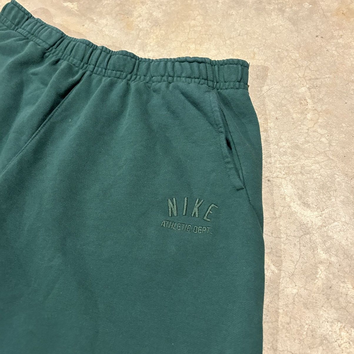 Nike Brand New Nike Athletic Dept Embroidered Sweat Shorts Size US 36 / EU 52 - 3 Thumbnail