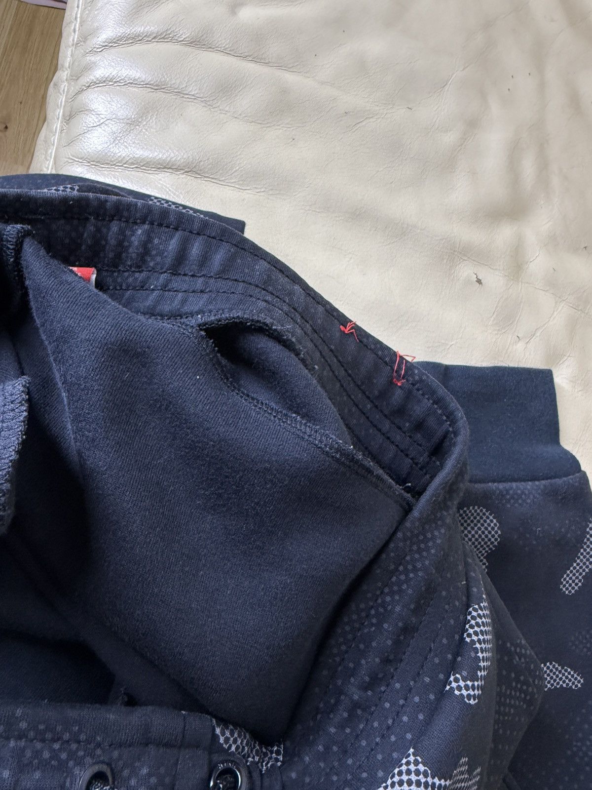 Nike Nike tech fleece Camo Reflective Track pants joggers Size US 32 / EU 48 - 14 Thumbnail