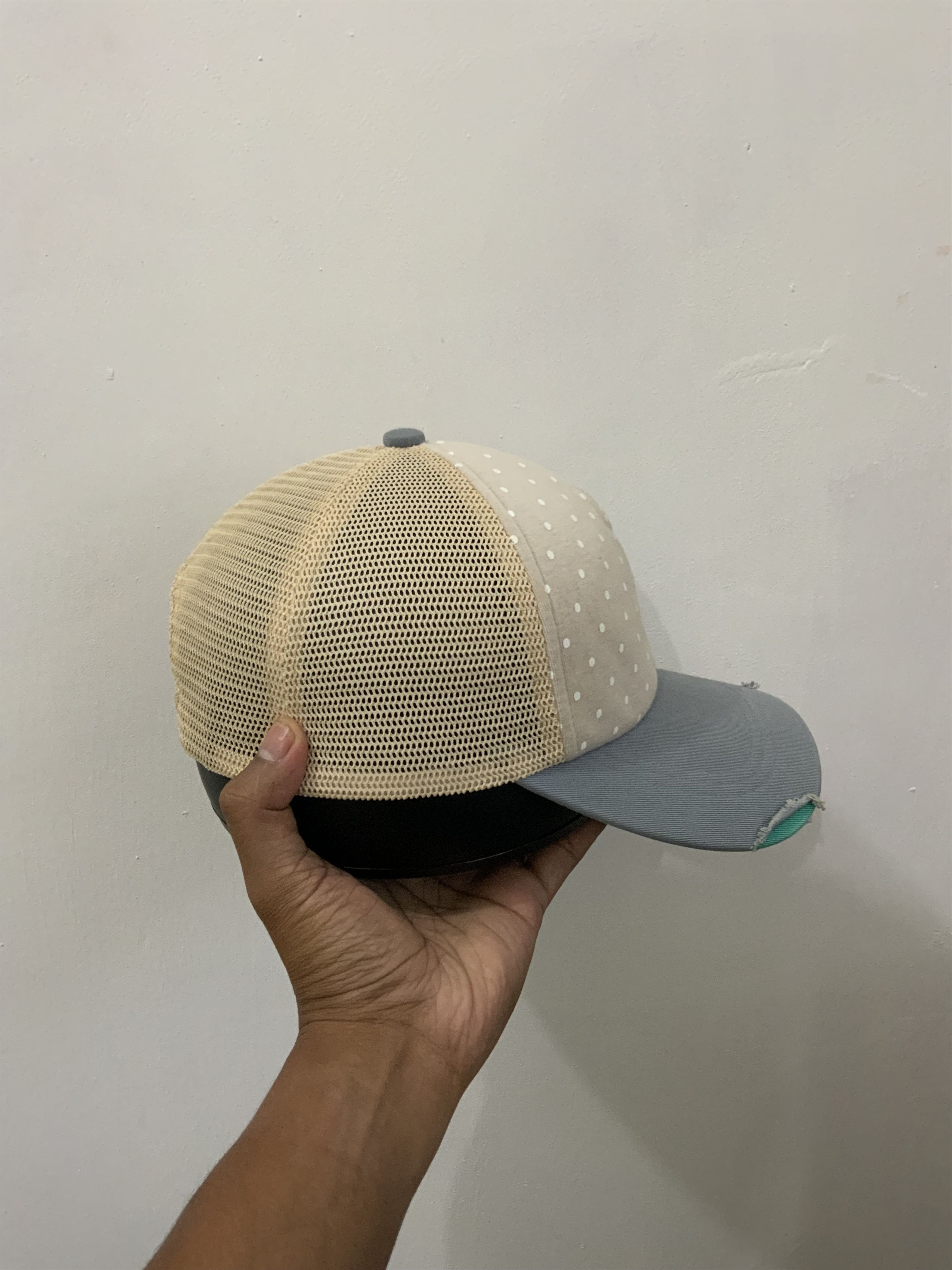United Colors Of Benetton United Color of Benetton Distressed Polkadot Trucker Hat Size ONE SIZE - 4 Thumbnail