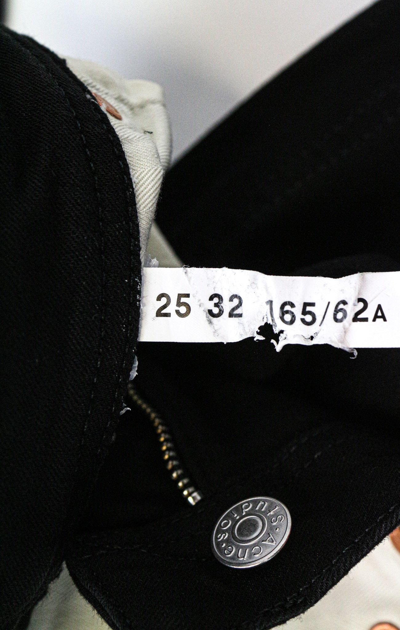 Acne Studios BLA KONST W25/L32 Black Skinny Denim Jeans 74742 Size 25" / US 0 / IT 36 - 5 Thumbnail