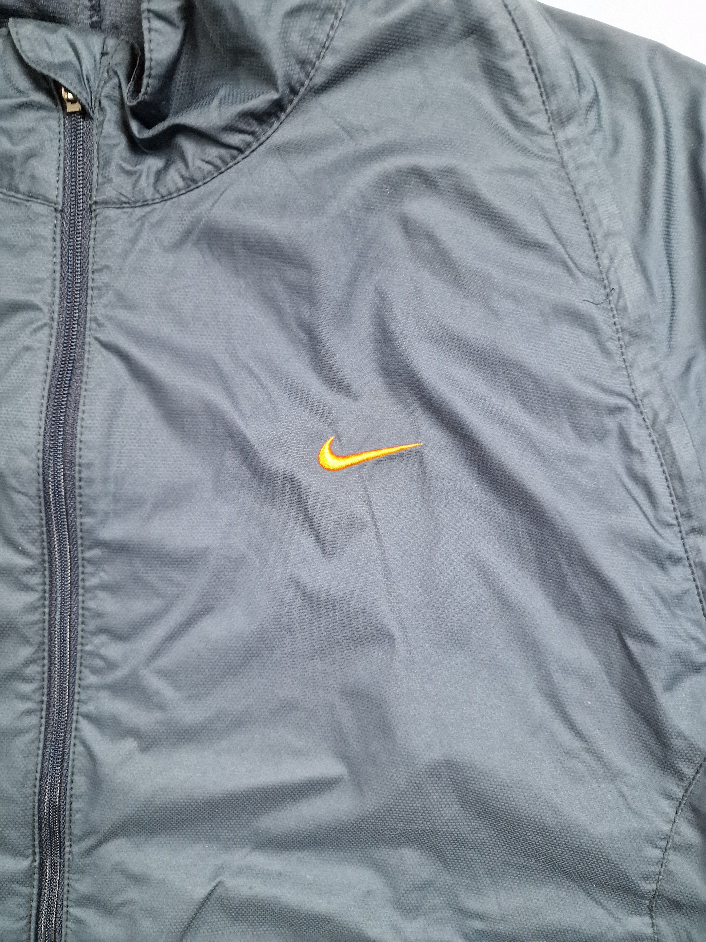 Nike × Vintage 00s Nike Retro Logo Vintage Y2K Oversized Nylon Retro Jacket Size US XL / EU 56 / 4 - 7 Thumbnail
