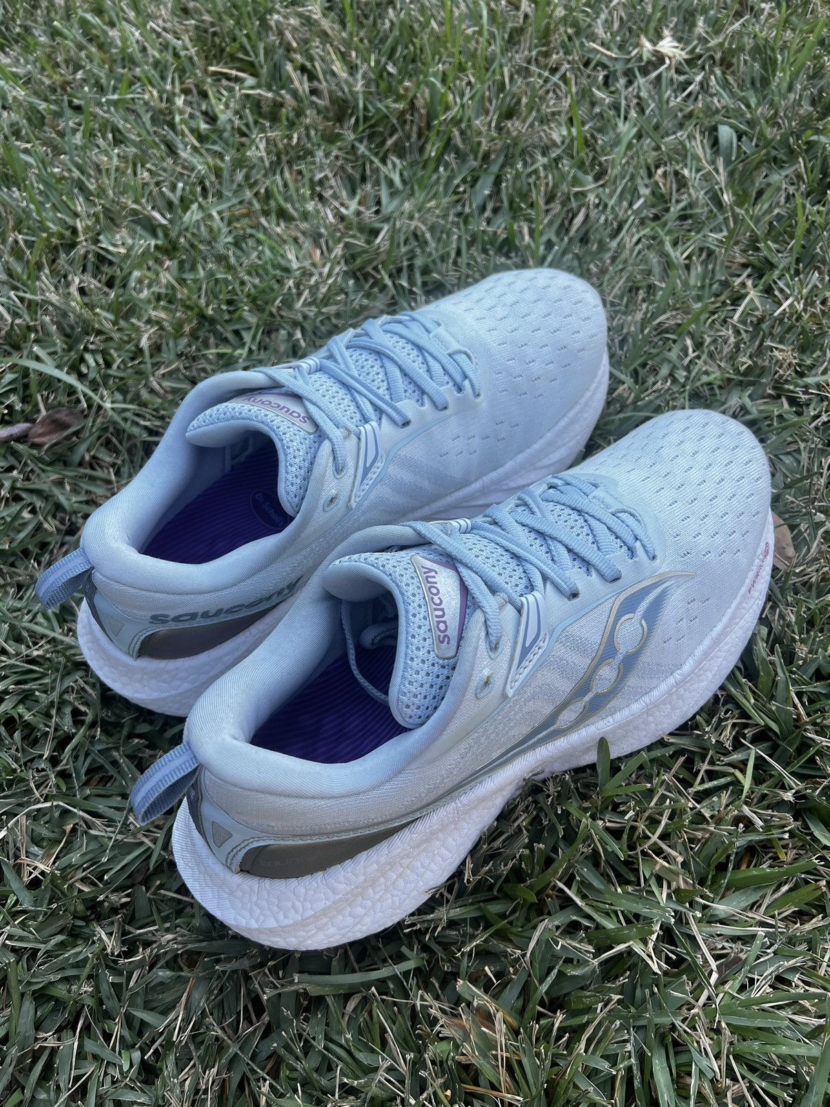 Saucony CLEAN Saucony Triumph 22 size 9.5 Womens shoes Light Blue Size US 9.5 / IT 39.5 - 5 Thumbnail
