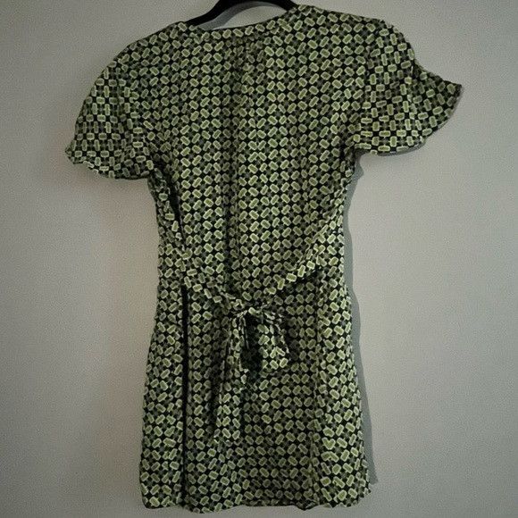 Banana Republic Banana Republic green printed short sleeve top size M Size M / US 6-8 / IT 42-44 - 3 Thumbnail