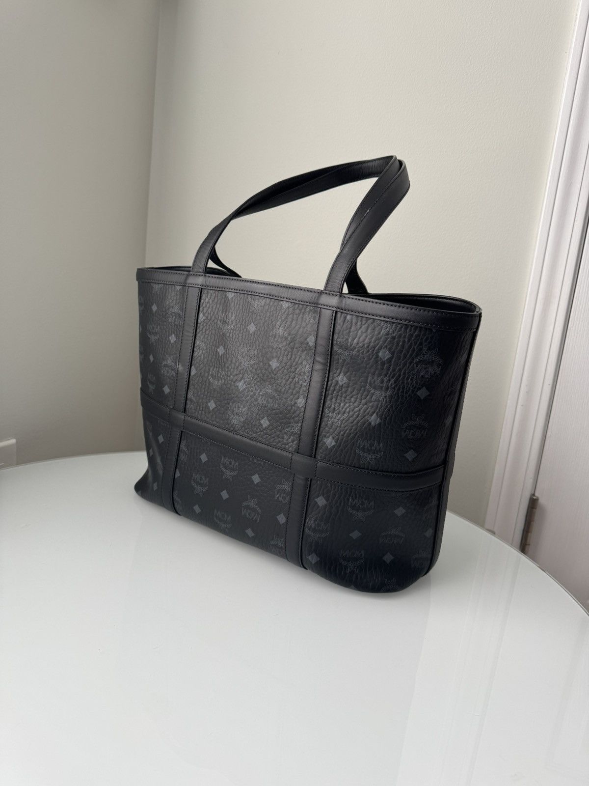 MCM MCM Black & Gray Monogram Logo Tote Bag (aren tote visetos) Size ONE SIZE - 10 Thumbnail