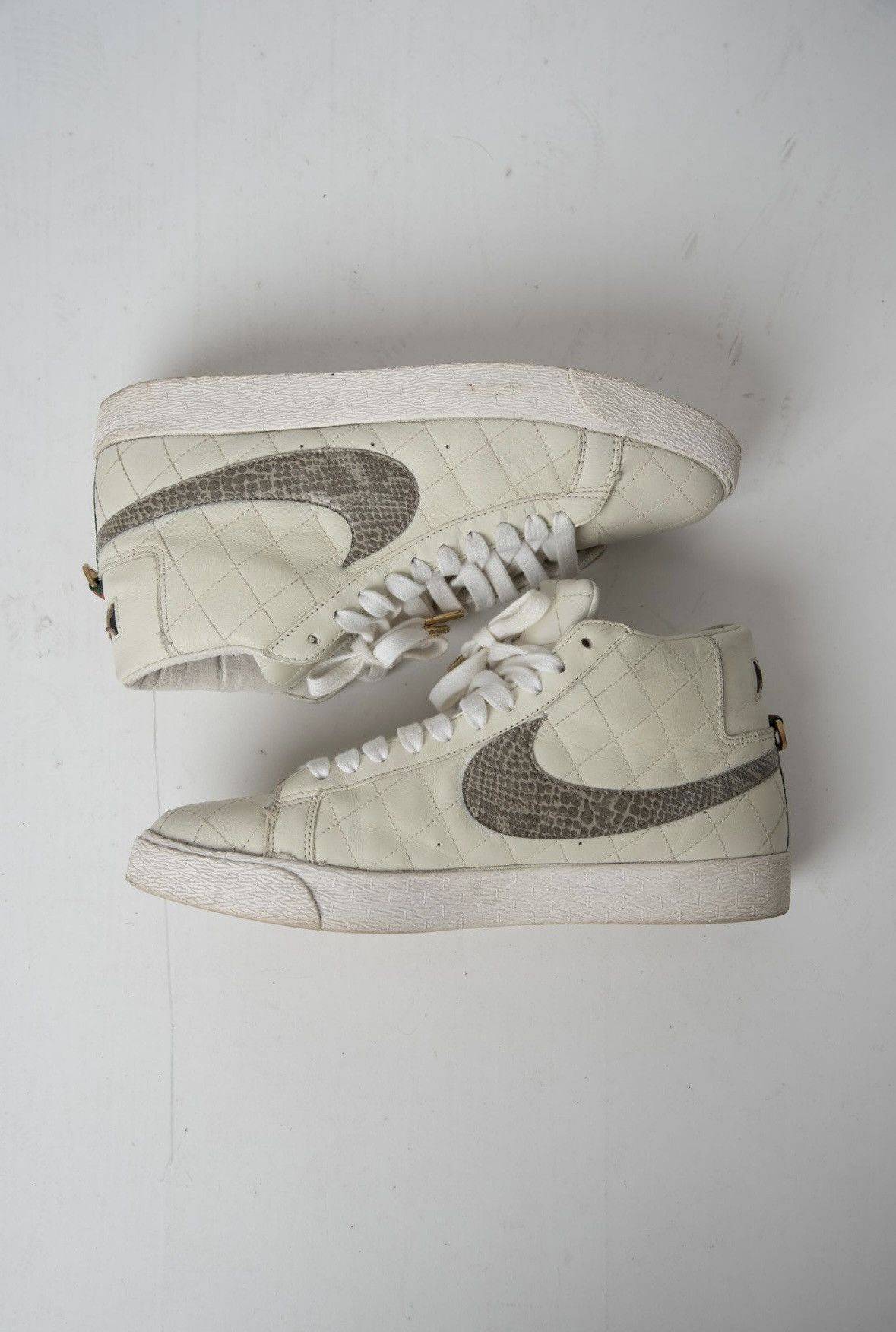 Nike × Supreme 2006 Supreme X Nike Blazers (White) Size US 11 / EU 44 - 4 Thumbnail