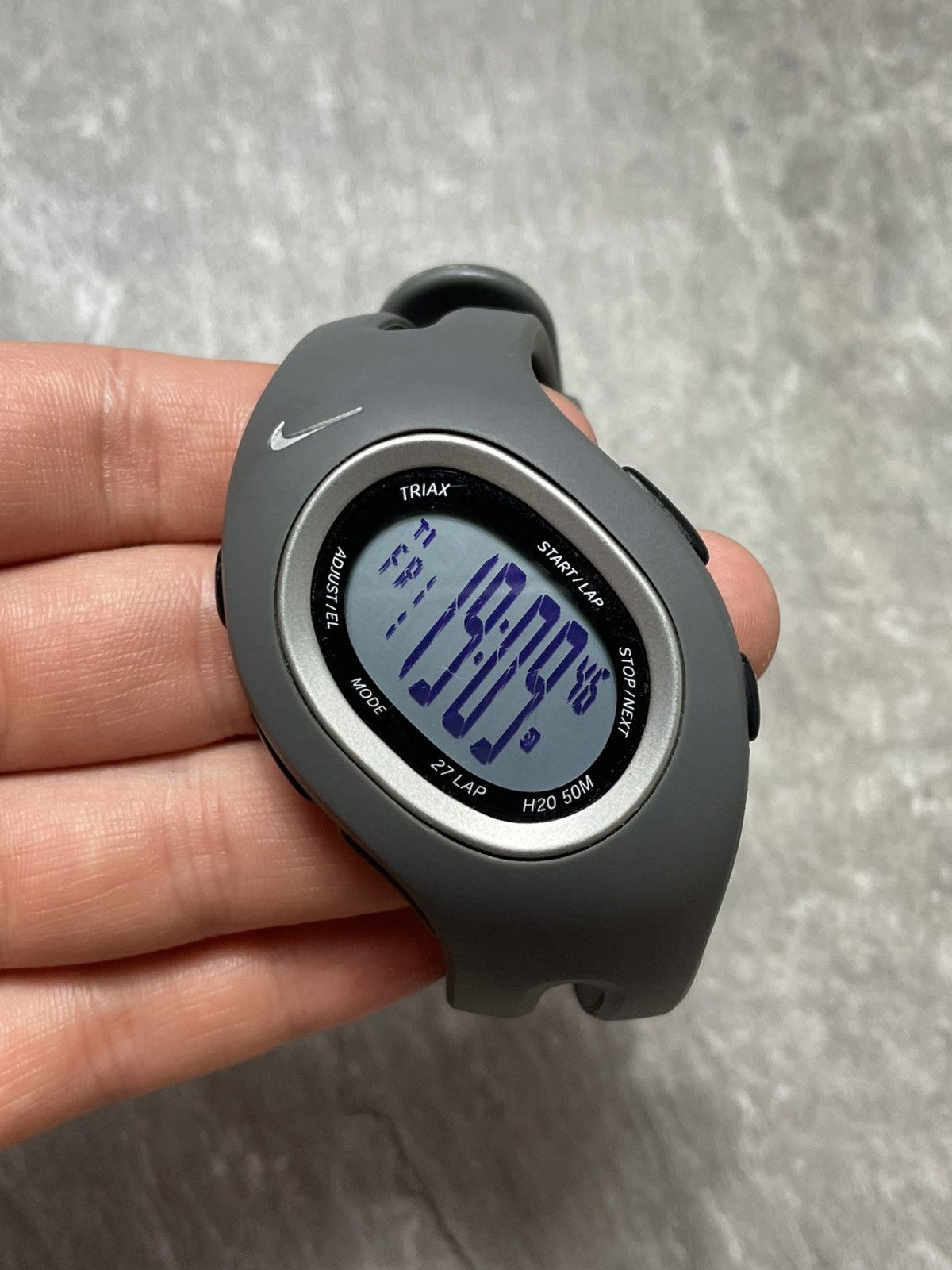 NIKE WR0070 triax クォーツ腕時計 A2818 Nike Triax Silver-Tone Accent Women Sports Watch - WR0070