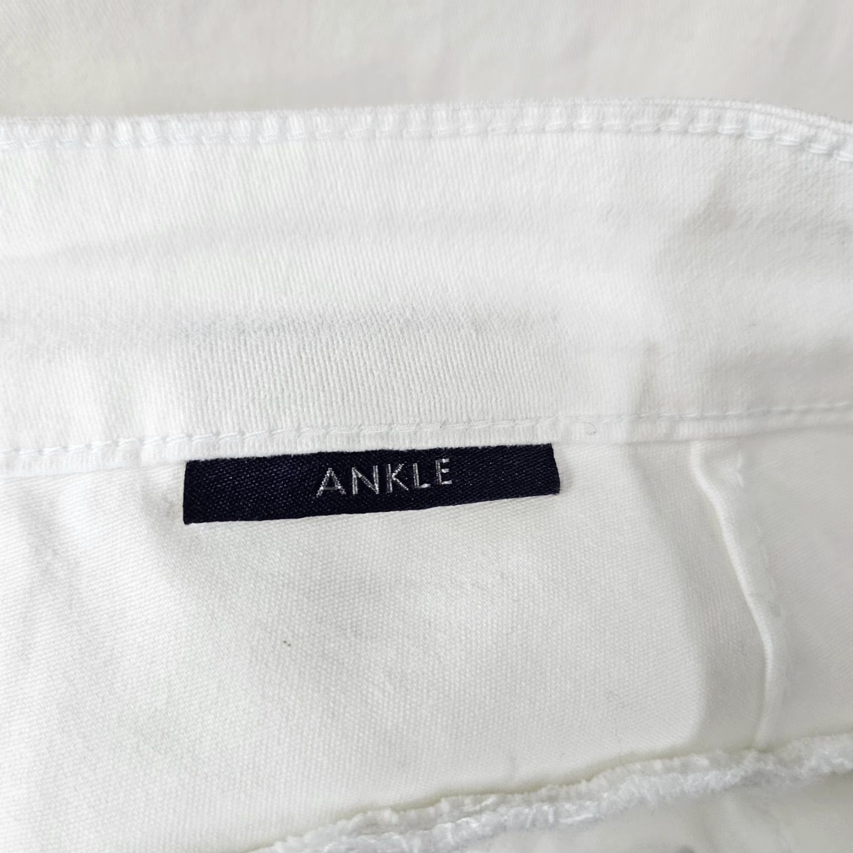 NYDJ VINTAGE? [No] NYDJ Womens Ankle Jeans 14 White High Rise Cotton Blend Size 14 Jeans Womens White Ankle High Rise 27.5 Inseam Woman? Size 36" / US 14 / IT 50 - 7 Thumbnail