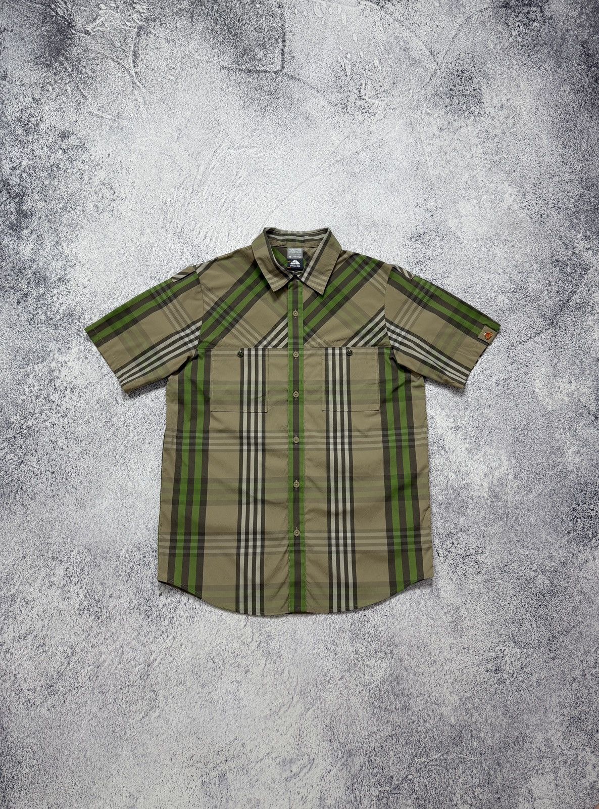 Nike ACG VINTAGE NIKE ACG BUTTON UP T-SHIRT Size US L / EU 52-54 / 3 - 1 Thumbnail