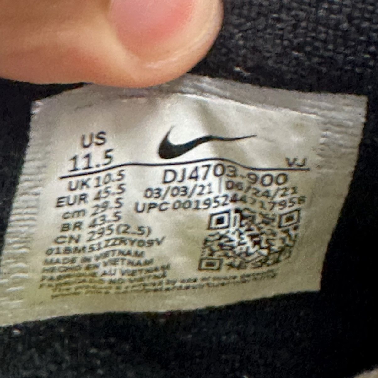 Nike Size 11.5 - Nike Air Max 90 Familia (DJ4703-900) Size US 11.5 / EU 44-45 - 6 Thumbnail