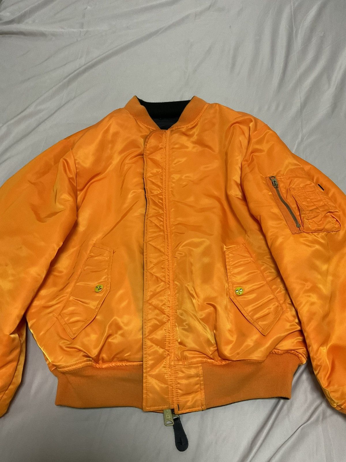 Vetements Vetements x alpha industry emoji buttons reversible bomber Size US XS / EU 42 / 0 - 12 Thumbnail