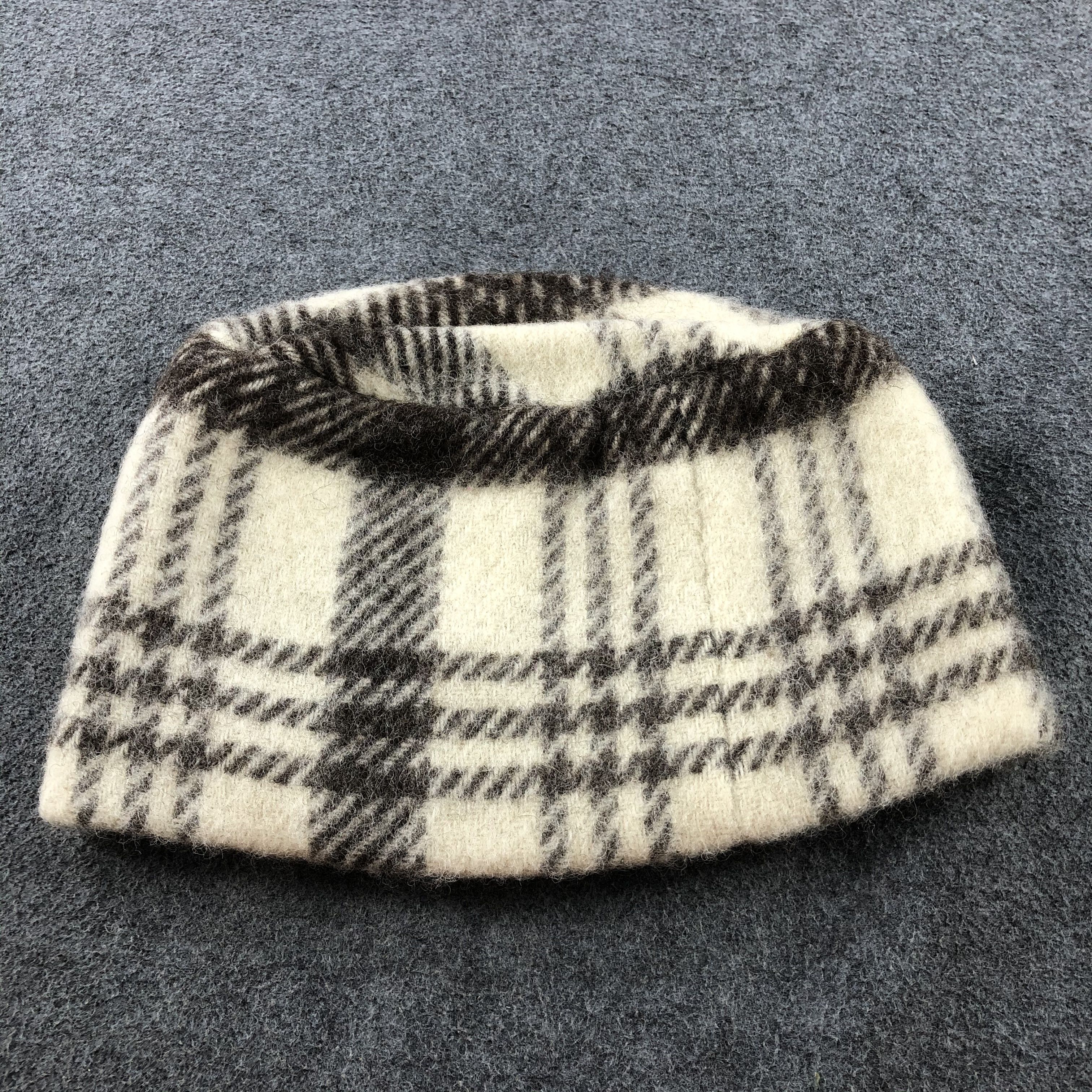 Vintage Unknown Tartan Wool Beanie Snowcap Snow Hat B479 Size ONE SIZE - 3 Thumbnail