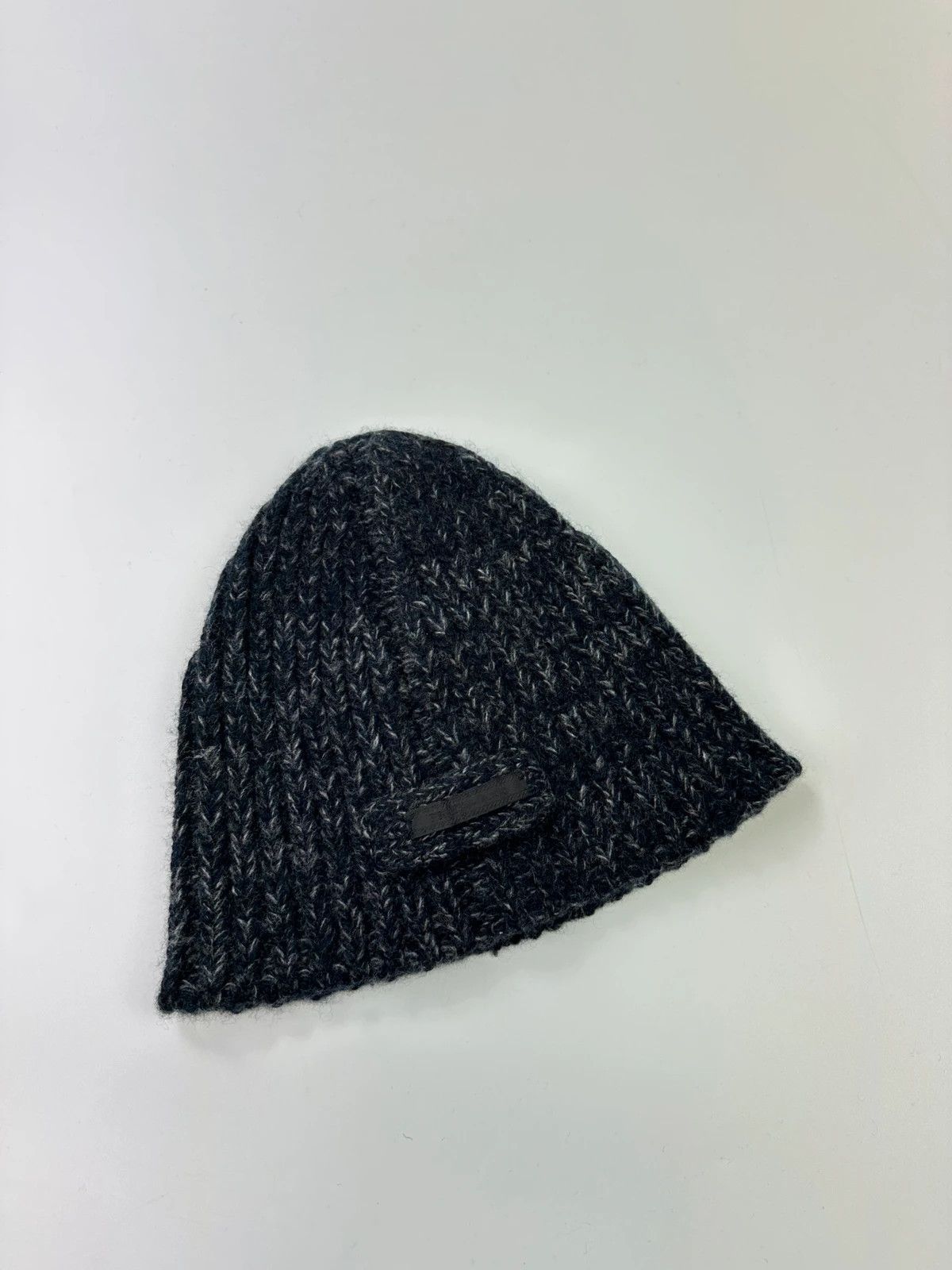 Prada Prada Milano Dark Grey Navy Wool Beanie Size ONE SIZE - 2 Thumbnail