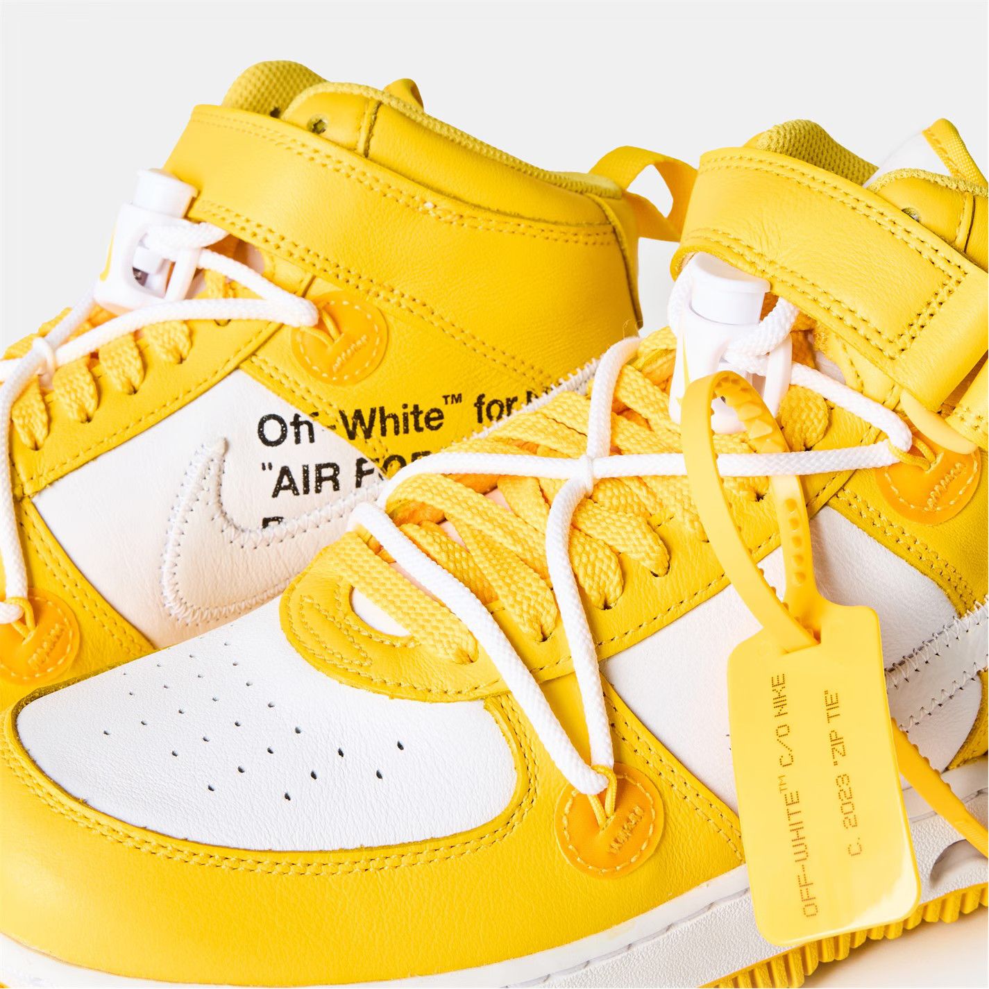 Off-White o1g2r1mq0226 AF1 Mid Sneakers in Yellow/White Size US 9 / EU 42 - 4 Thumbnail