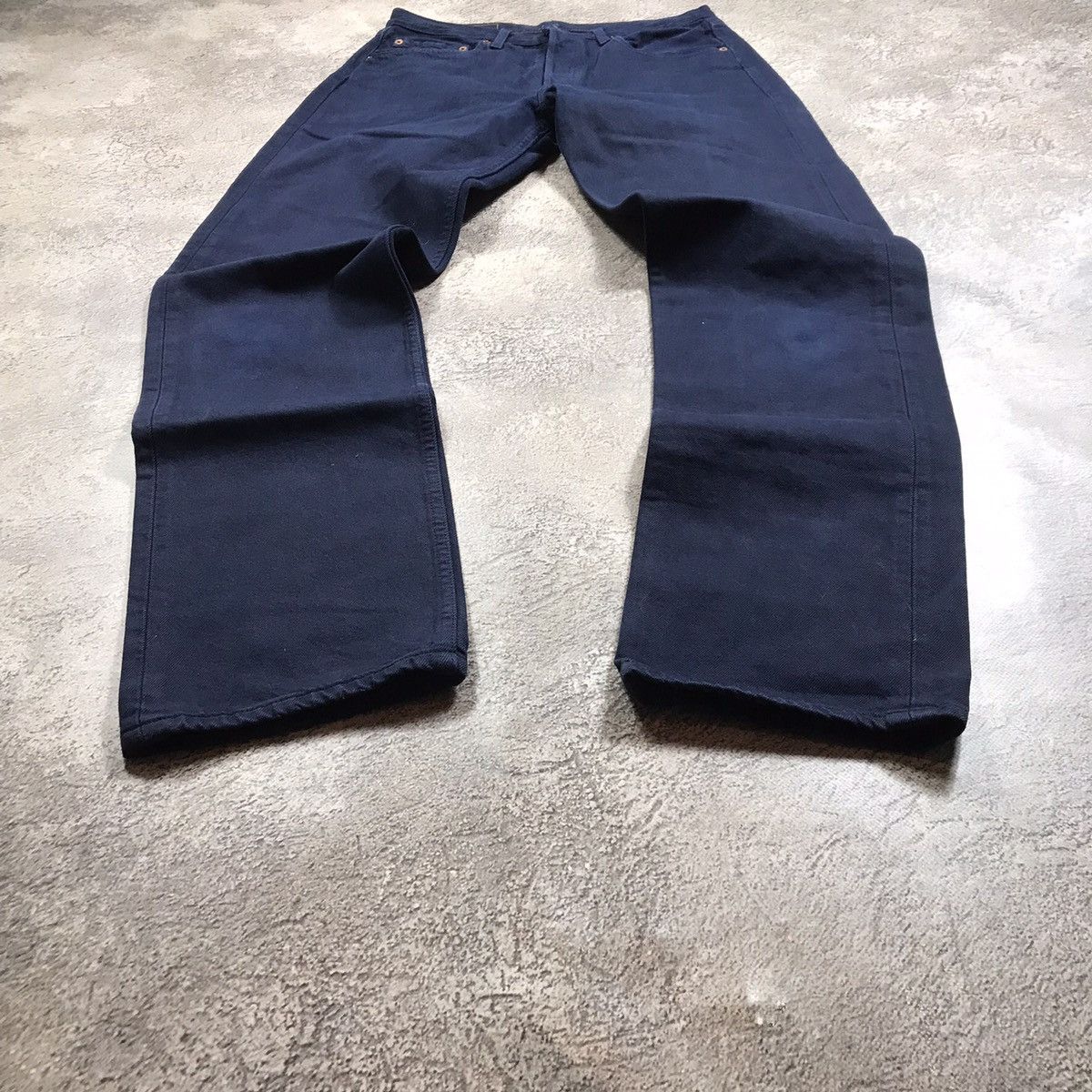 Vintage Vintage 90s Levis Baggy Wide Leg Jeans Grunge Indigo Logo 32 Size US 32 / EU 48 - 1 Thumbnail