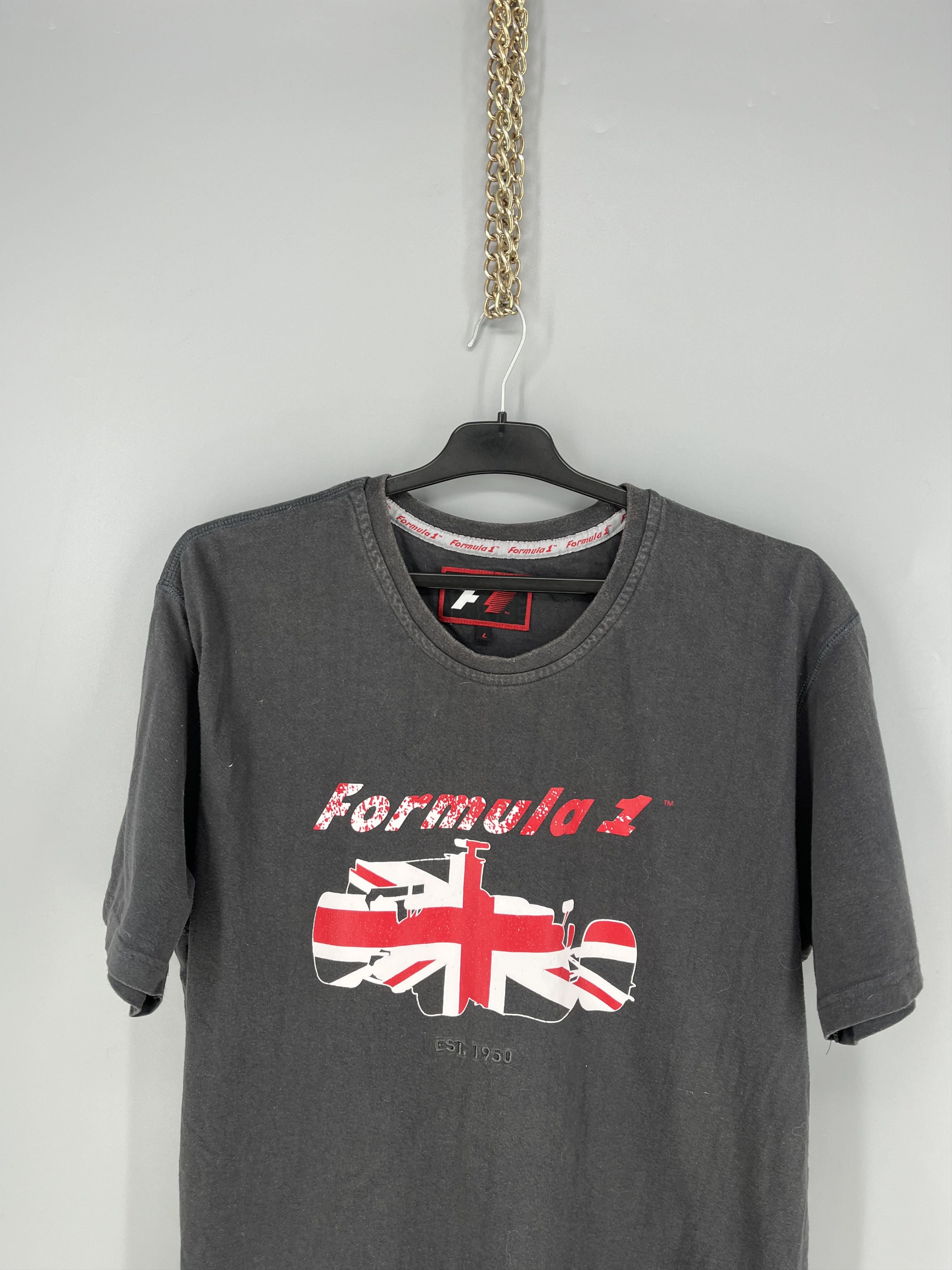 Vintage Formula 1 Mens T-Shirt 2009 Jenson Button Year XL Black BNWT Size US L / EU 52-54 / 3 - 6 Thumbnail