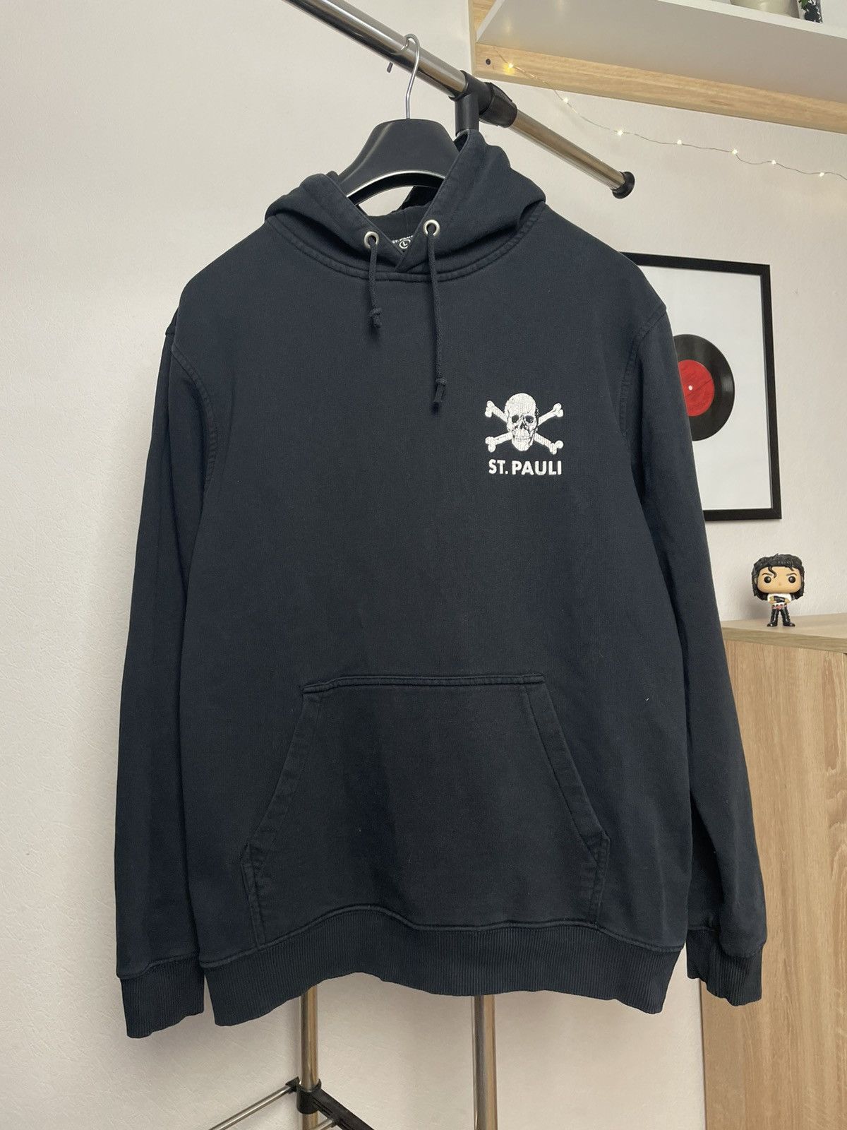 Vintage Vintage St.Pauli Skull Big Logo Hoodie L Size US L / EU 52-54 / 3 - 2 Thumbnail