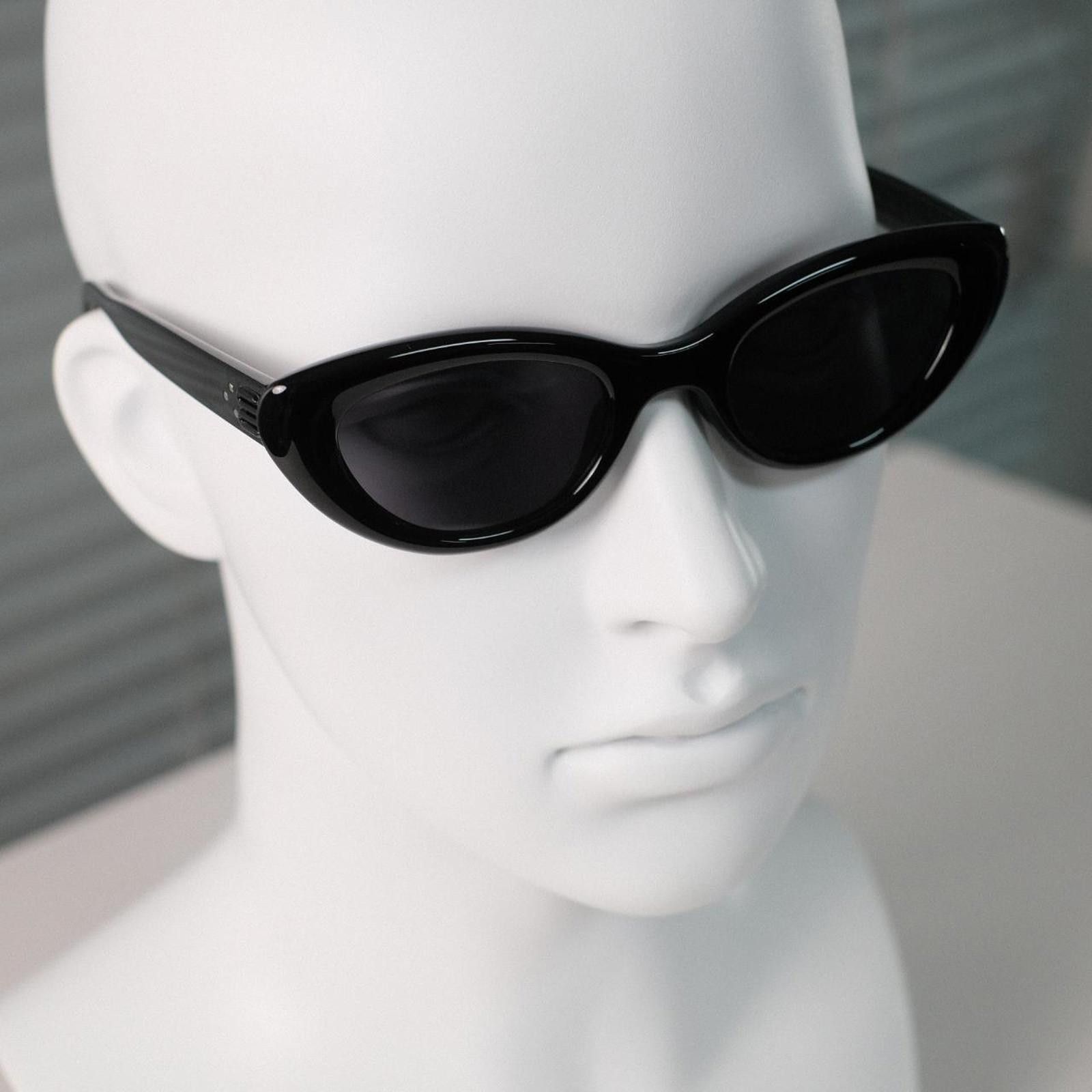 Japanese Brand Vtg Y2k Avant Garde Cat Eye Black Sunglasses Unisex OS Size ONE SIZE - 6 Thumbnail