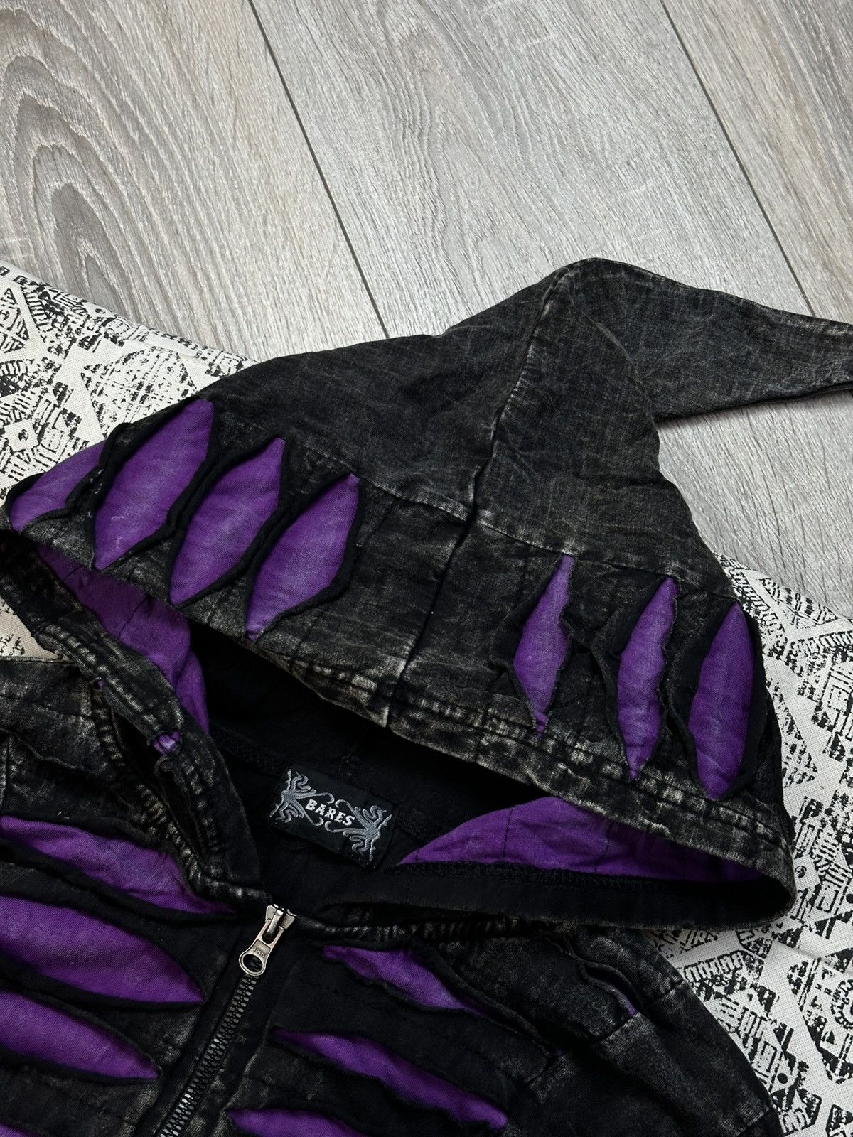 Fruit Of The Loom Boho Slashed Purple Goth Pointed Elf Hippie Goth Hoodie Size S / US 4 / IT 40 - 6 Thumbnail