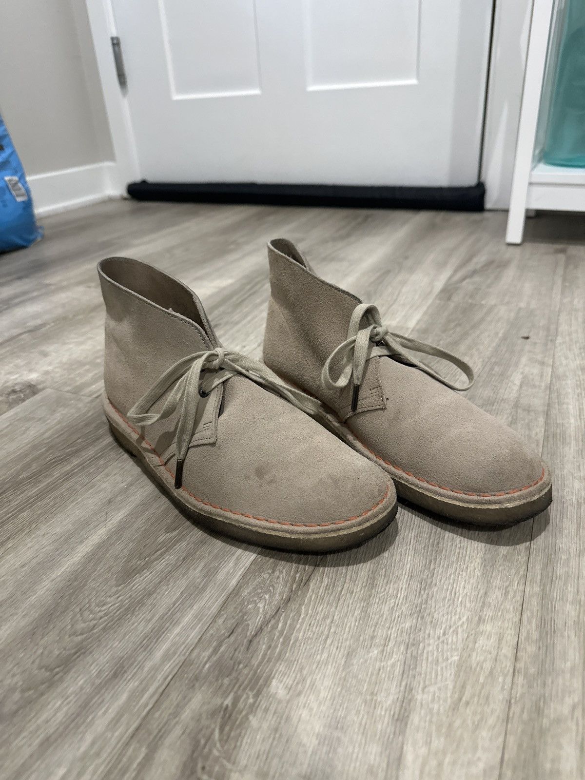 Clarks Clarks Desert Boot - Sand Suede Size US 8 / EU 41 - 3 Thumbnail