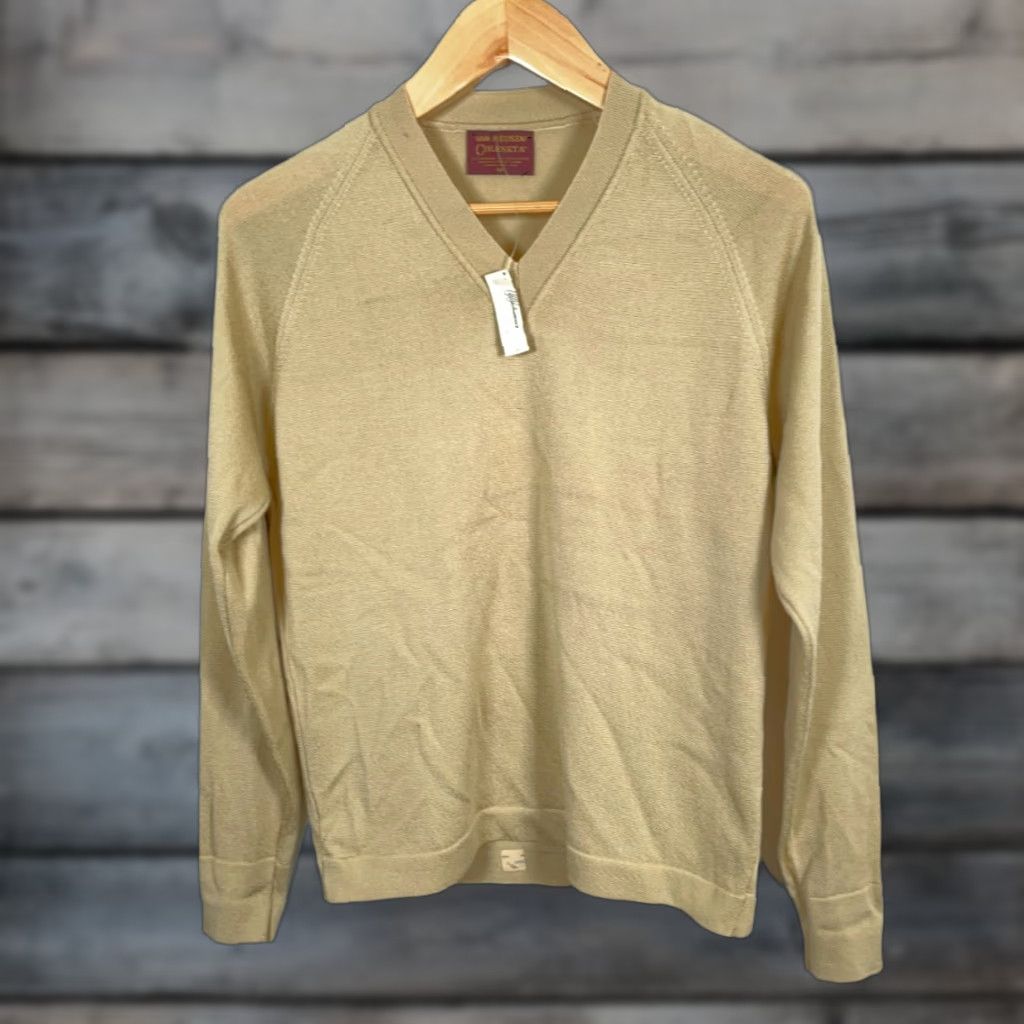 Van Heusen VINTAGE Van Heusen Coleseta V-Neck Sweater Mens M Beige 70s Acetate Polyester NOS Size US M / EU 48-50 / 2 - 1 Thumbnail