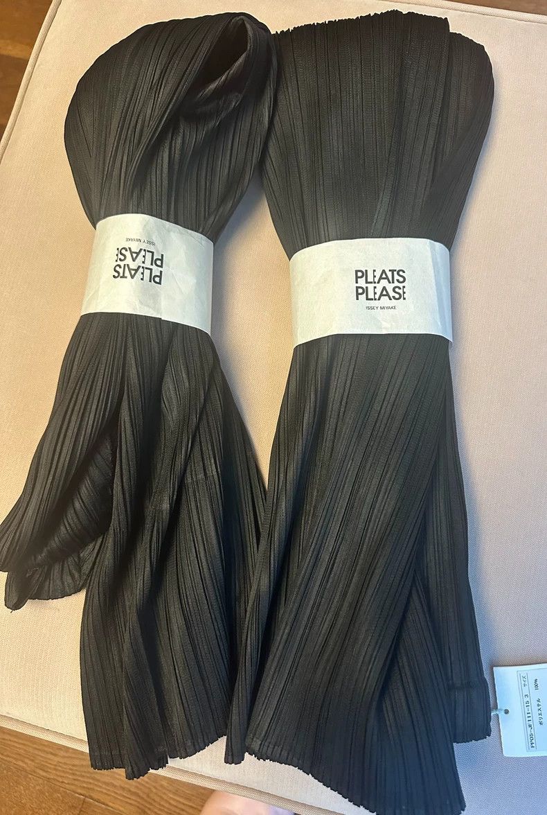 Issey Miyake Issey Miyake size:3 Black pleated pants Size 22" - 6 Thumbnail