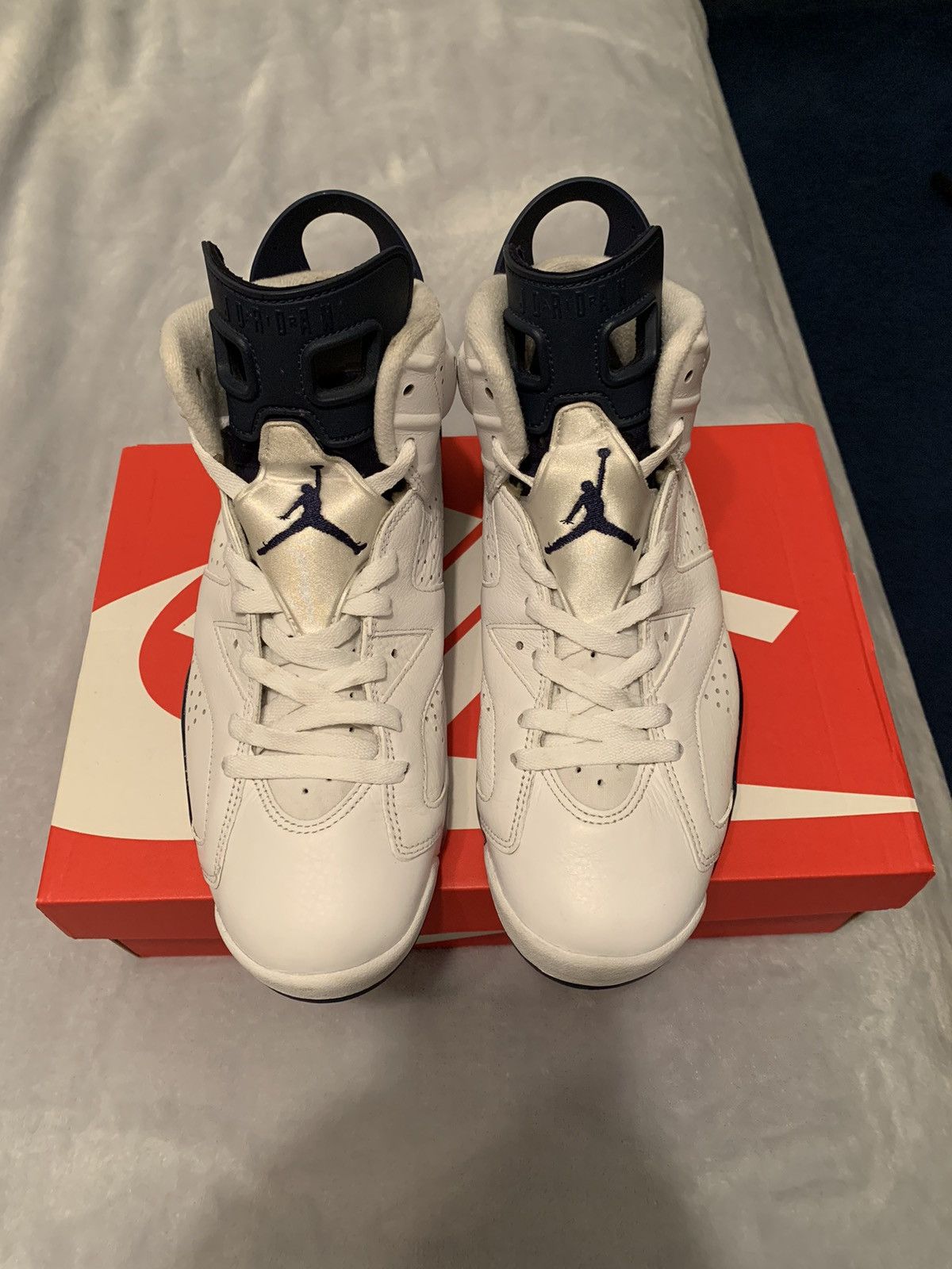 Jordan Brand Jordan 6 Retro Midnight Navy 2022 Size 9.5 Size US 9.5 / EU 42-43 - 2 Thumbnail