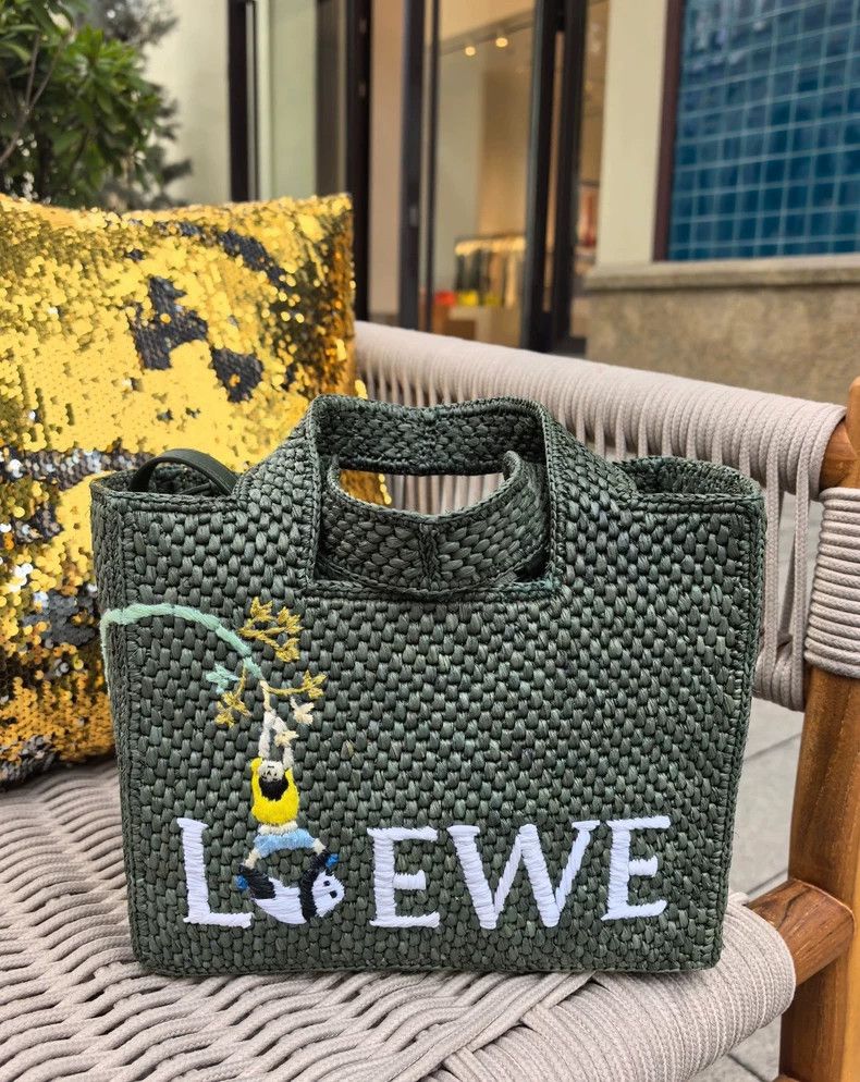Loewe LOEWE size os Dragon Cat x Qian, Qian Xun, Little Coal Ball Size ONE SIZE - 5 Thumbnail