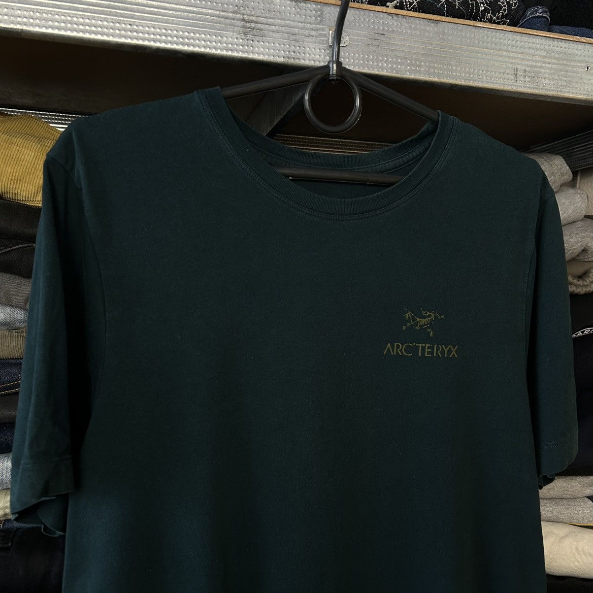 Arc'teryx Mens Arcteryx Small Logo Basic Streetwear outdoor tee Size US S / EU 44-46 / 1 - 2 Thumbnail