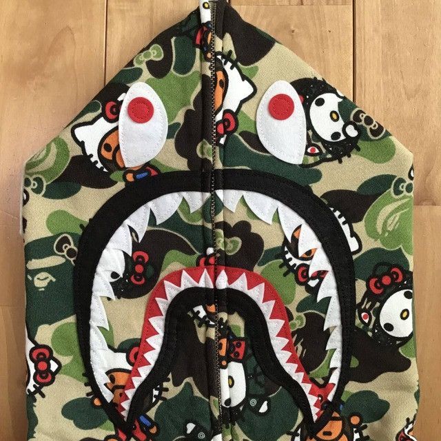 Bape SANRIO × BAPE KITTY MILO ABC CAMO shark full zip hoodie APE Size US L / EU 52-54 / 3 - 4 Thumbnail