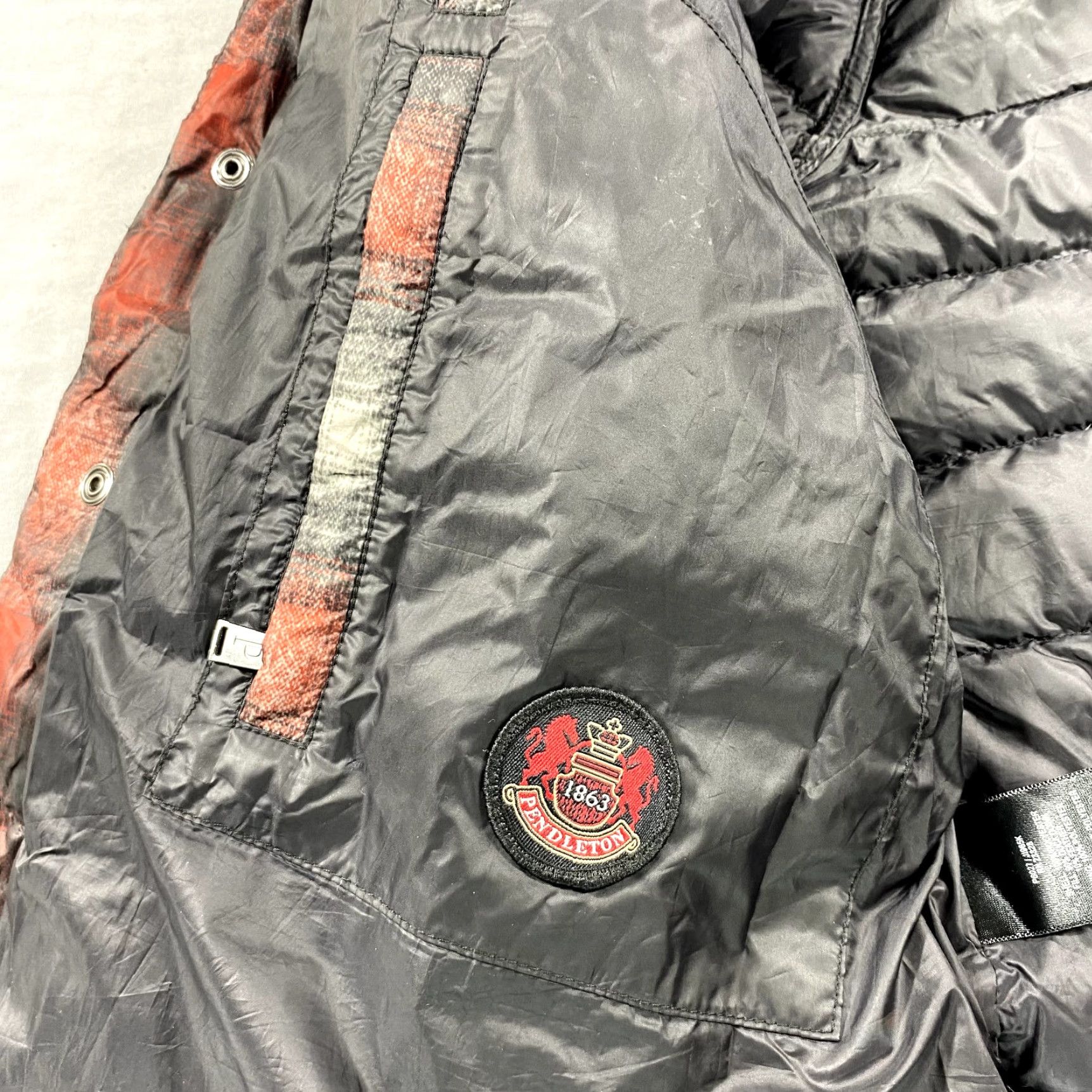 Pendleton Pendleton Puffer Jacket Mens M Red Plaid Down Snap Button Up Outdoor Jacket Fixed Pattern Buffalo Plaid Outdoor Mens Size US M / EU 48-50 / 2 - 5 Thumbnail