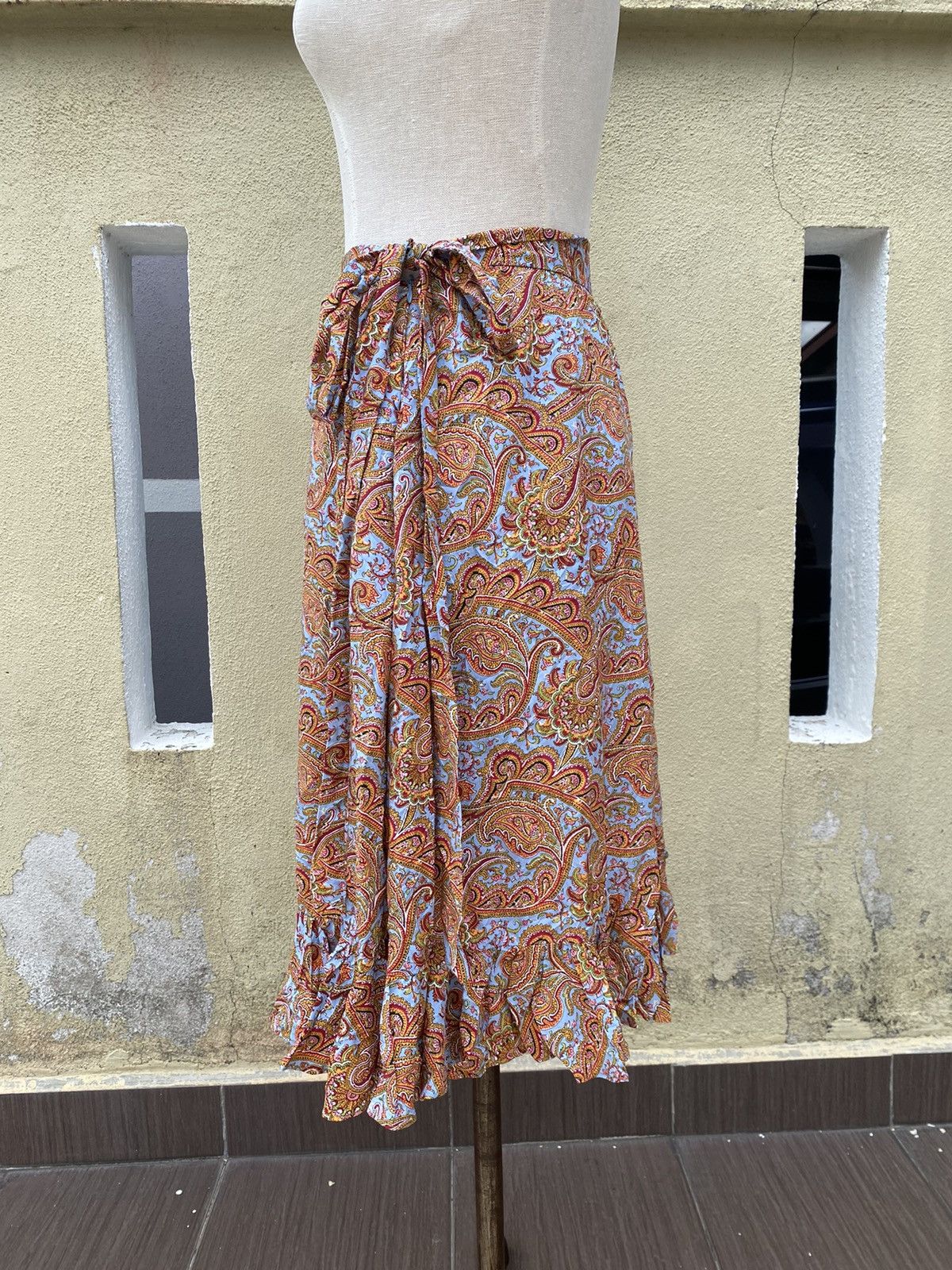 JW Anderson × Uniqlo jw anderson uniqlo skirt Size 26" / US 2 / IT 38 - 4 Thumbnail