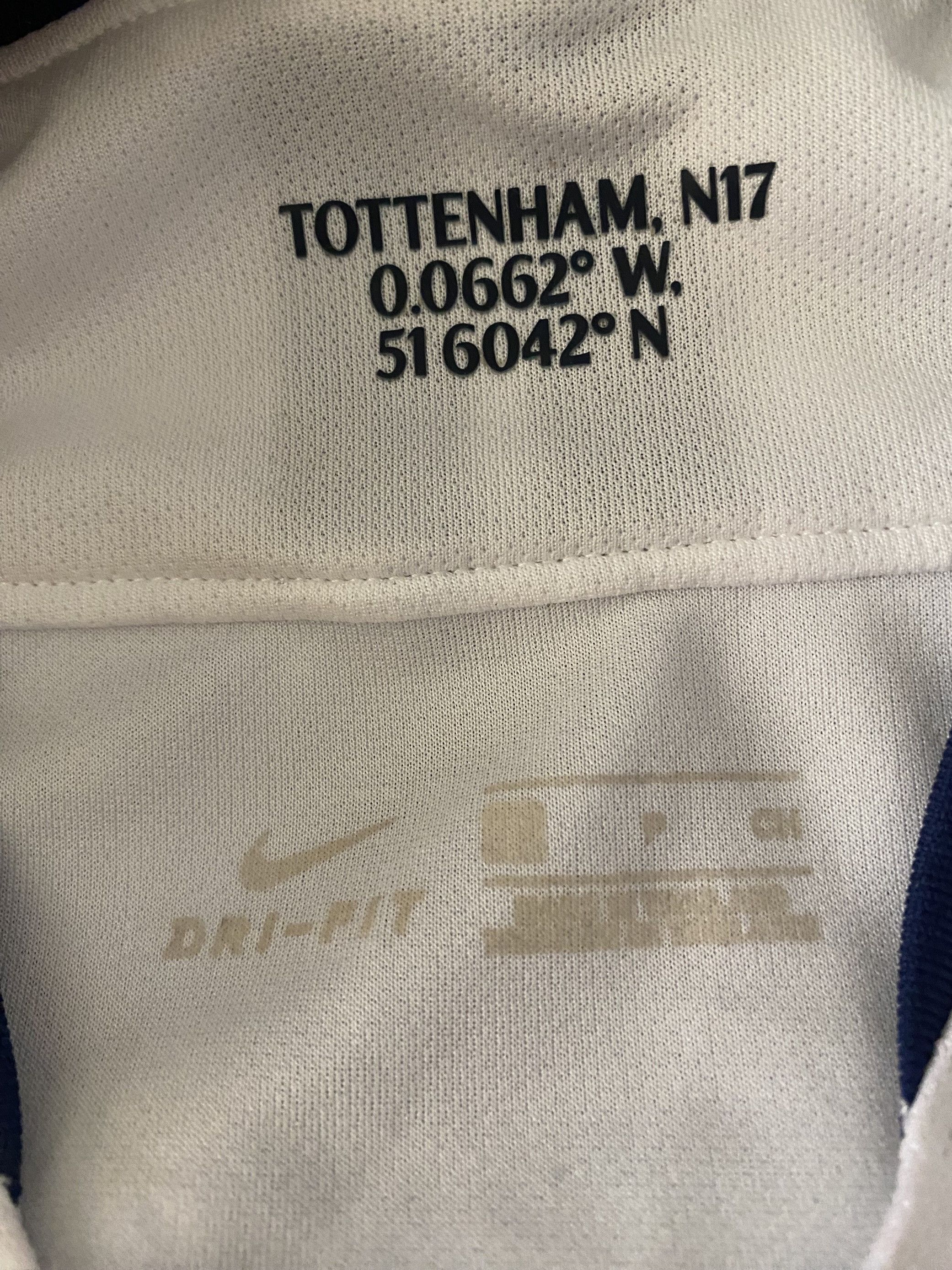 Nike TOTTENHAM HOTSPUR - 2018 - 2019 - Nike - S/M - UNIQUE Size US S / EU 44-46 / 1 - 4 Thumbnail