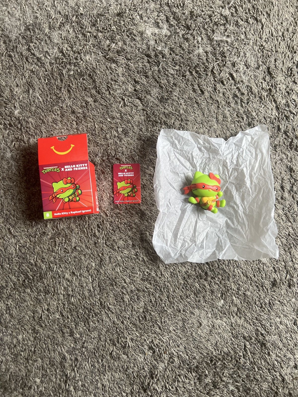 Nickelodeon TMNT X Hello Kitty And Friends Hello Kitty X Raphael (Green) Size ONE SIZE - 1 Thumbnail
